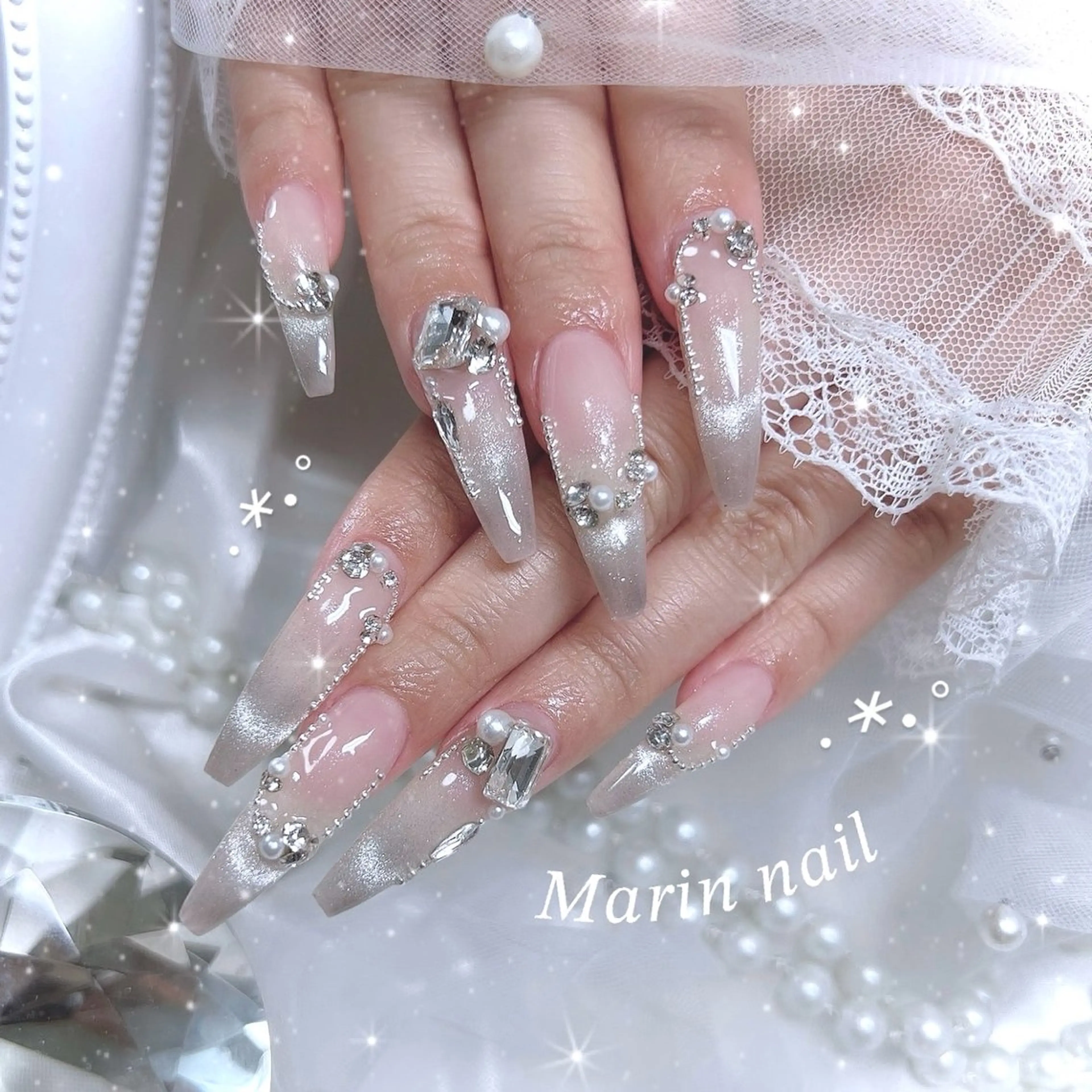 ネイル フレンチネイル キラキラネイル マグネットネイル マグネットフレンチ ワンホンネイル ハンドネイル Marin nailのネイルデザイン