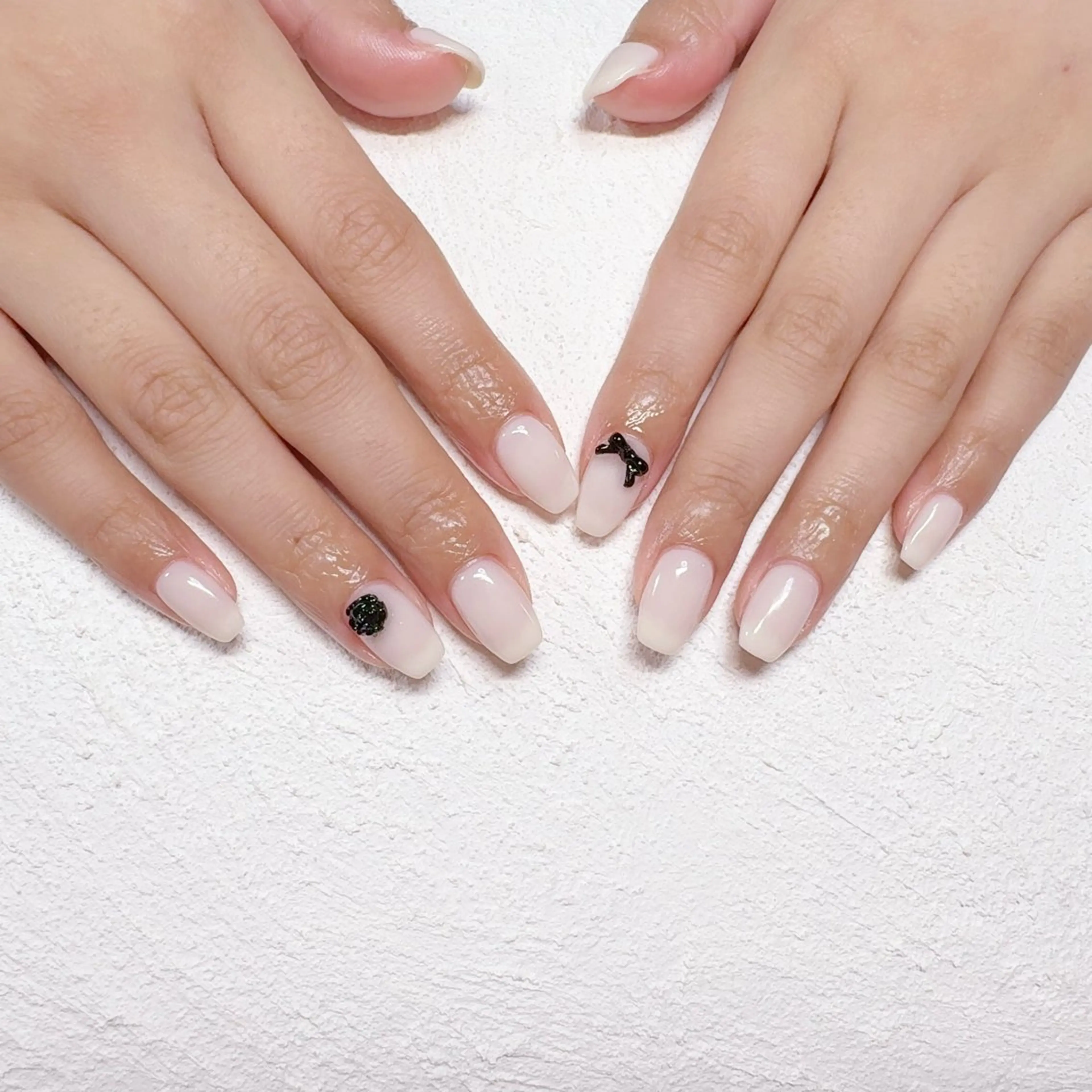 ネイル ジェルネイル Regaro i.sのネイルデザイン