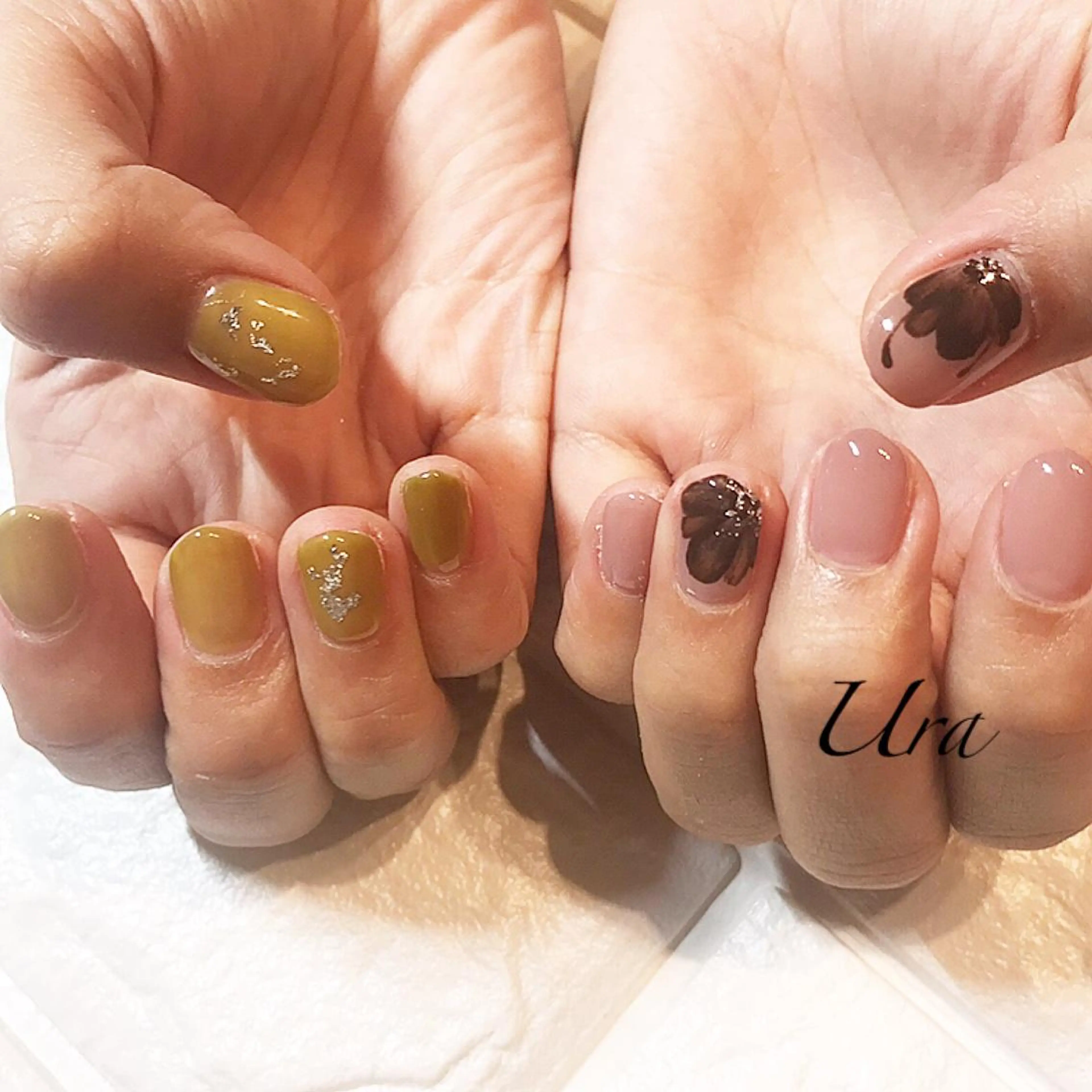 ネイル UrakoNail 《nail》のネイルデザイン