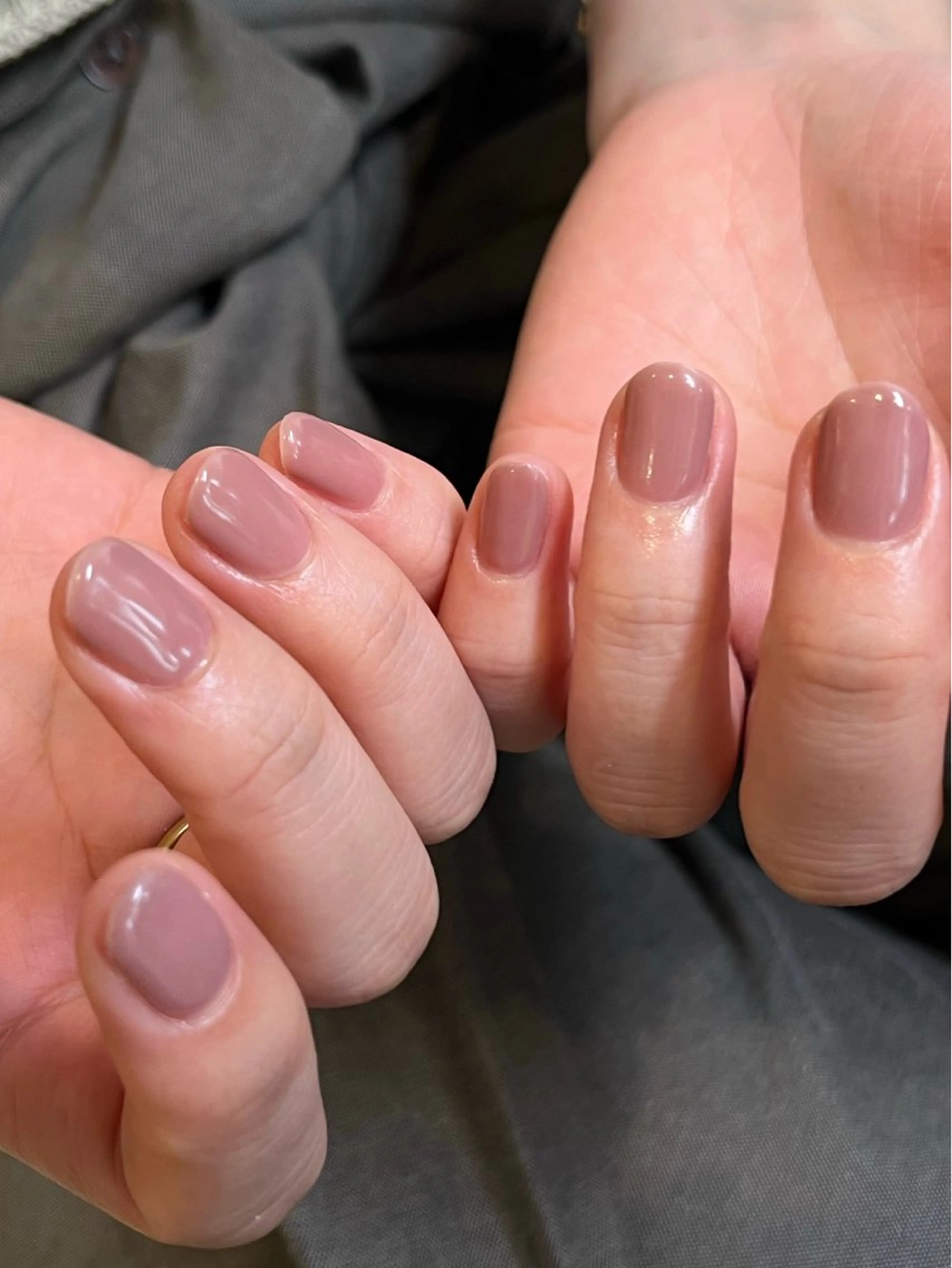 ワンカラーネイル(甘皮ケア付)の写真