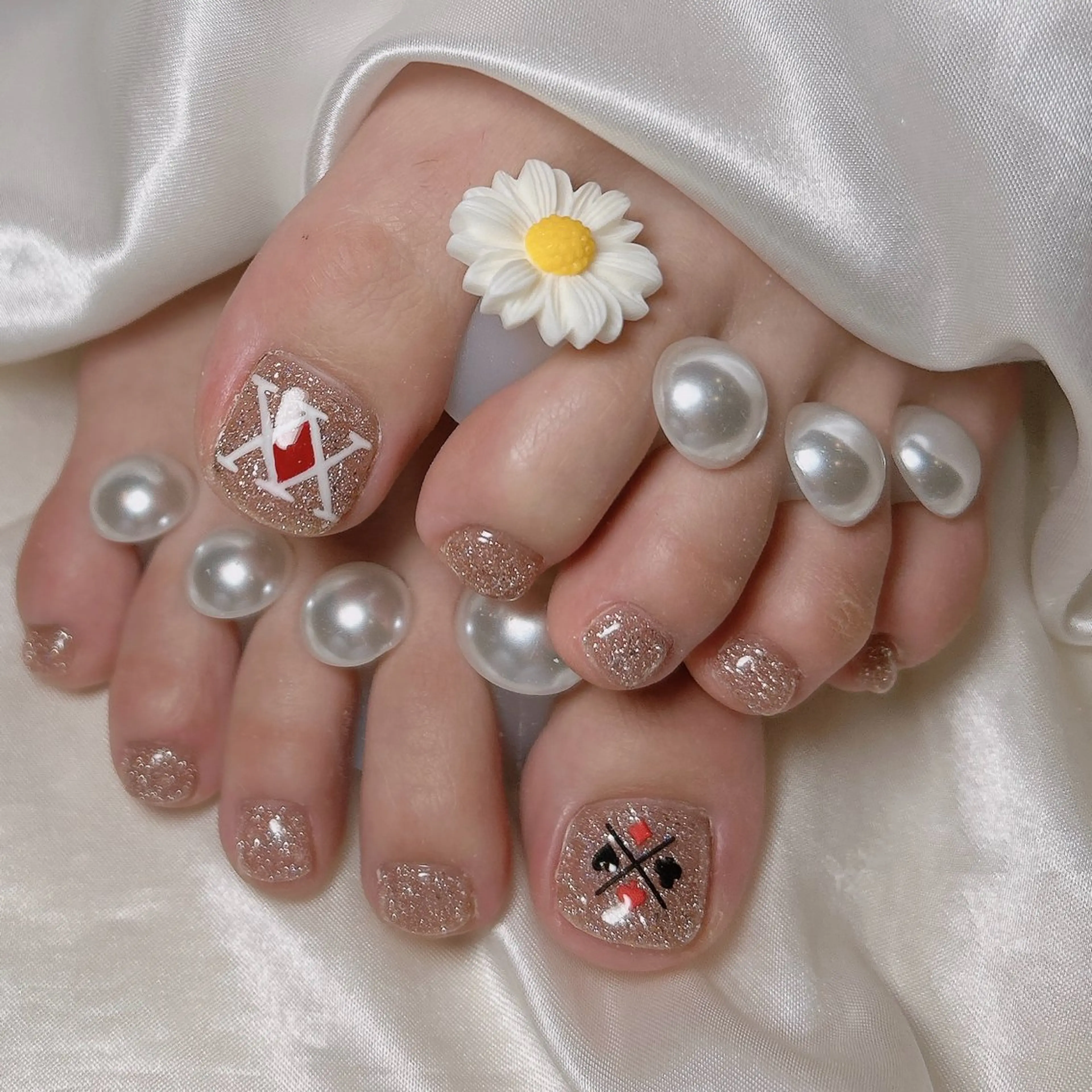 【foot🐾フラッシュネイル】キラッと光って可愛い🥹✨オフ込みの写真