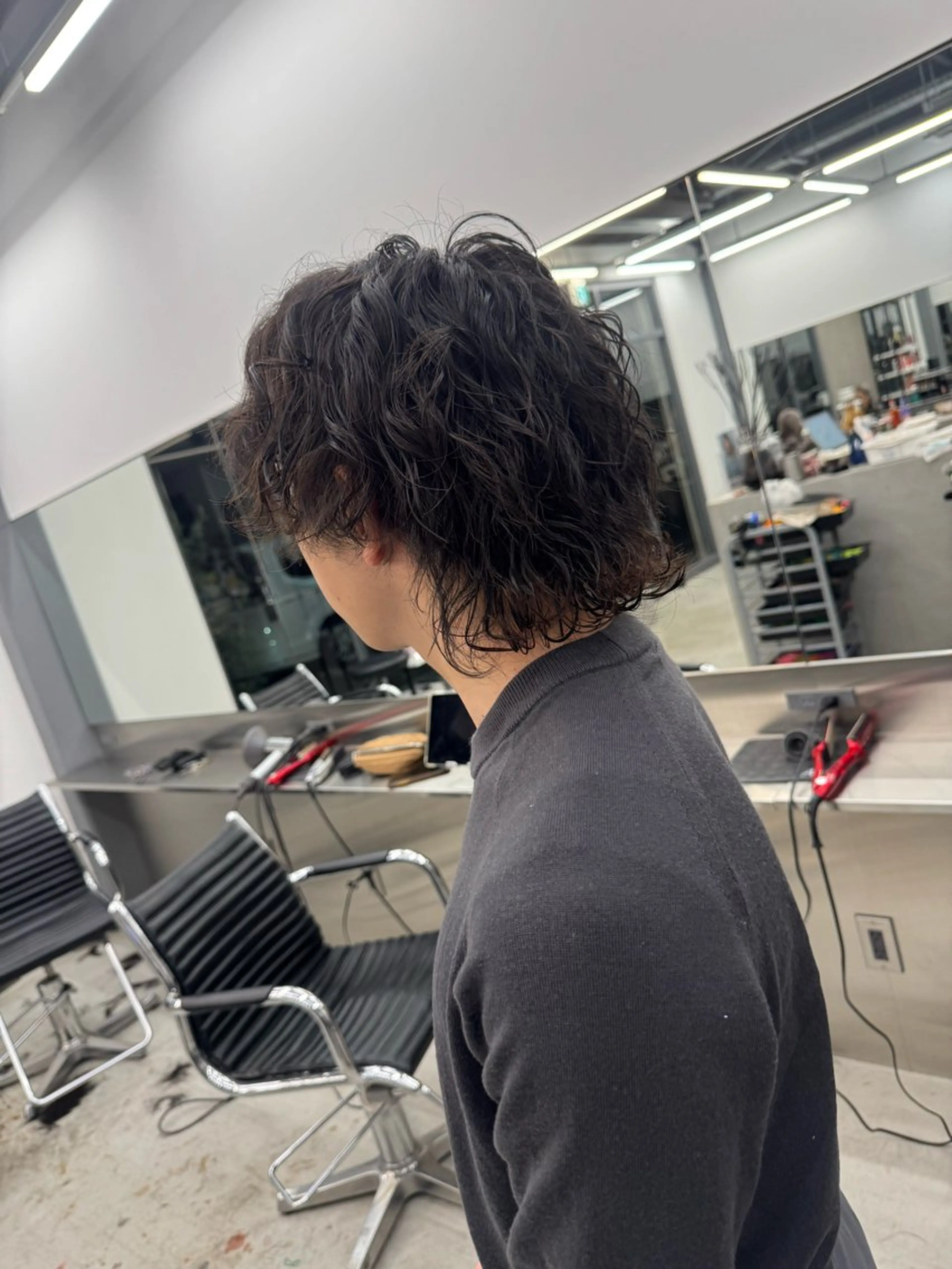 パーマ メンズ メンズパーマ 波巻きパーマ LIT.所属・レイヤーカット🎀 モデル施術◎吉村麻佳のヘアスタイル
