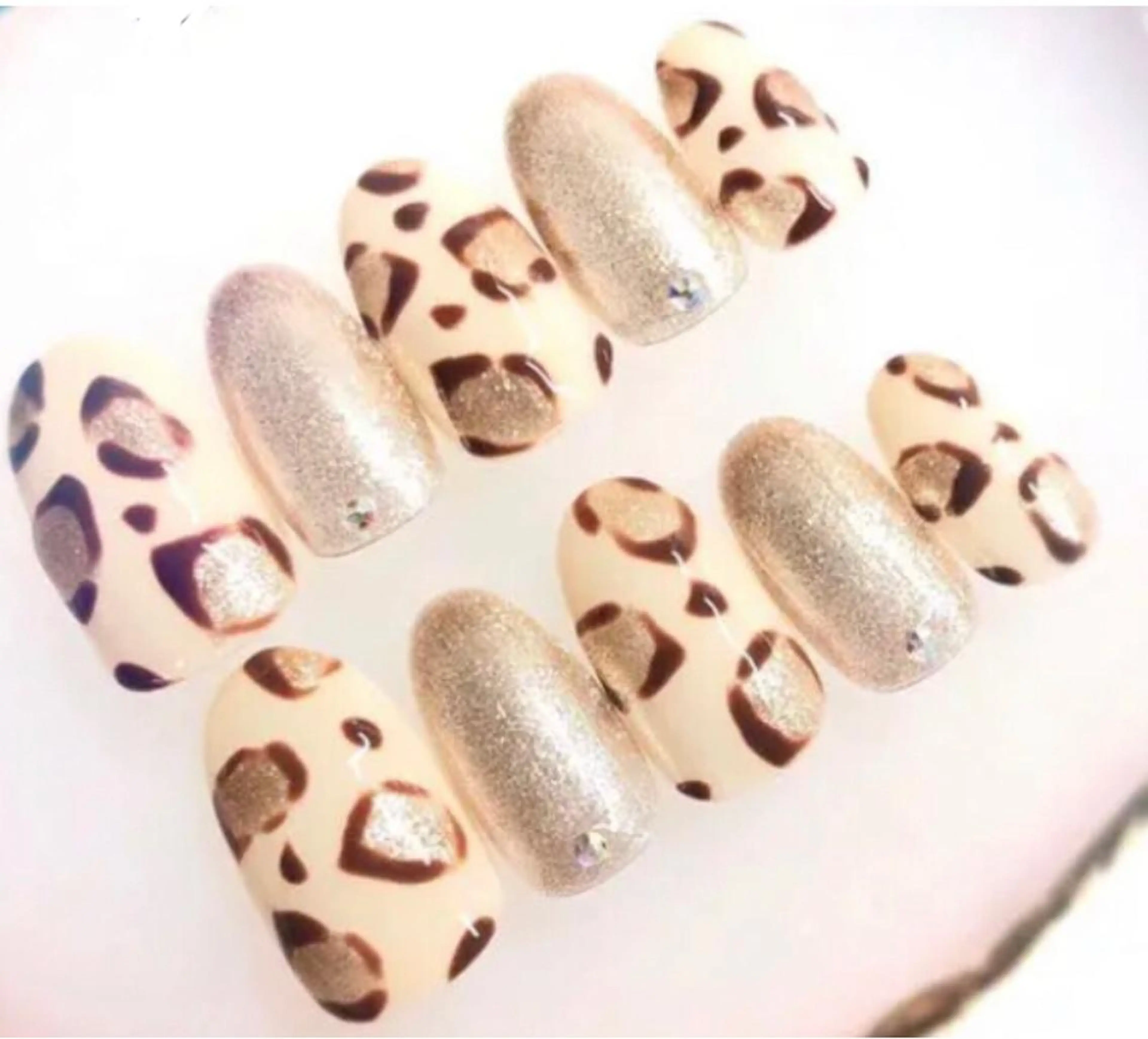 ネイル ハンドネイル ゲン レイカのネイルデザイン