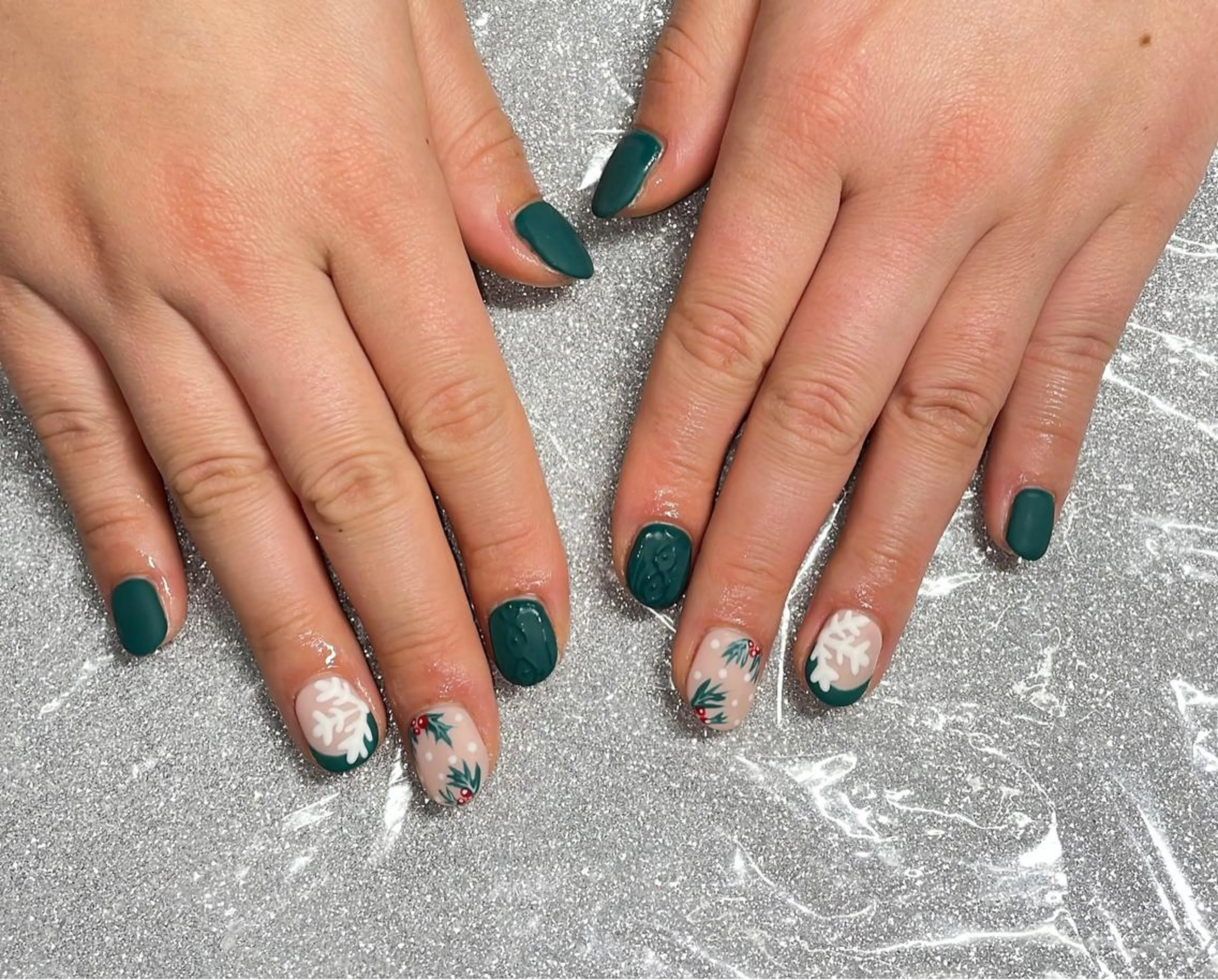 ネイル ハンドネイル VIERU 🌈🎀💖のネイルデザイン