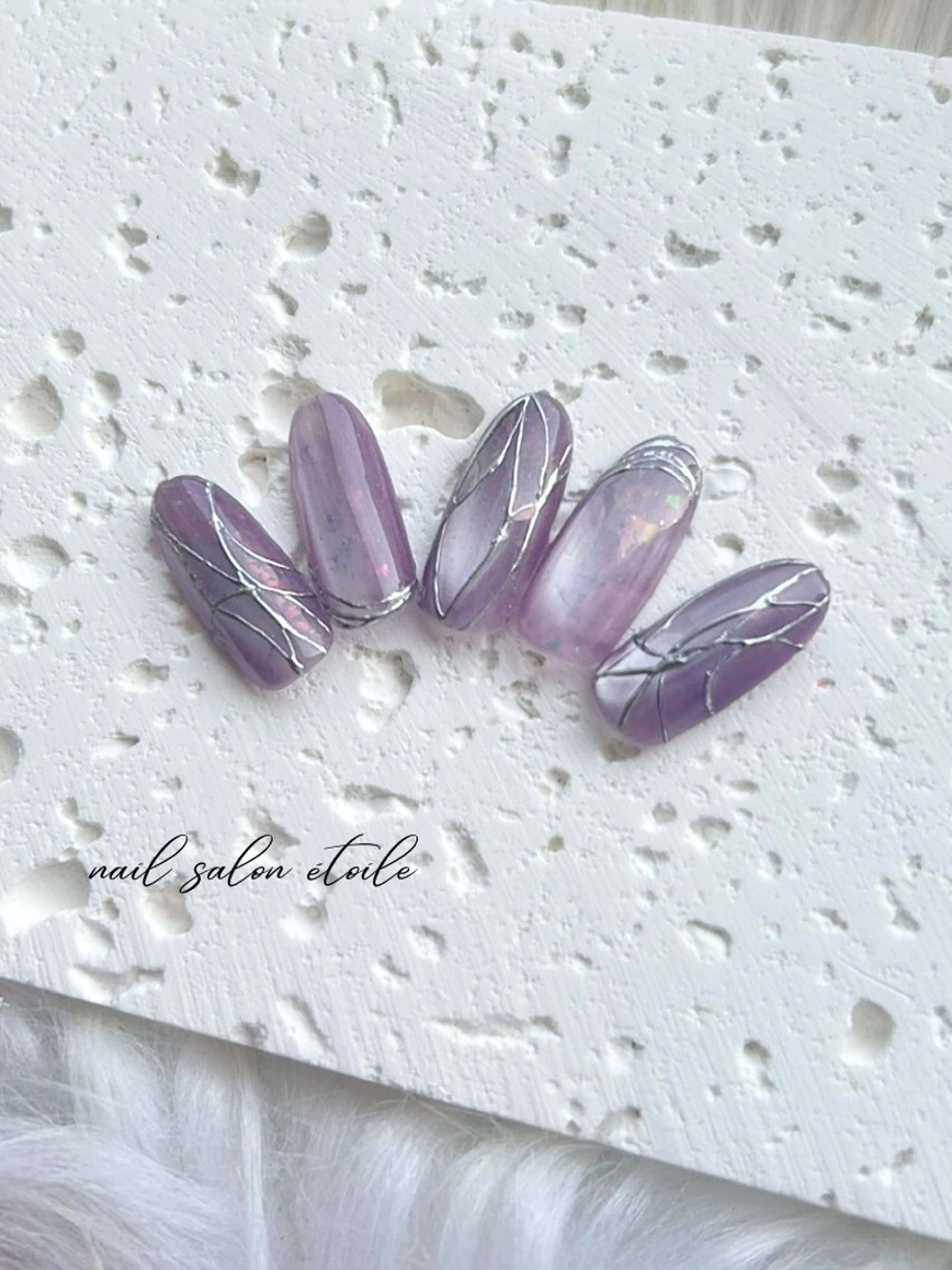ネイル フレンチネイル マグネットネイル ニュアンスネイル パープル シルバー ハンドネイル nail salon étoileのネイルデザイン
