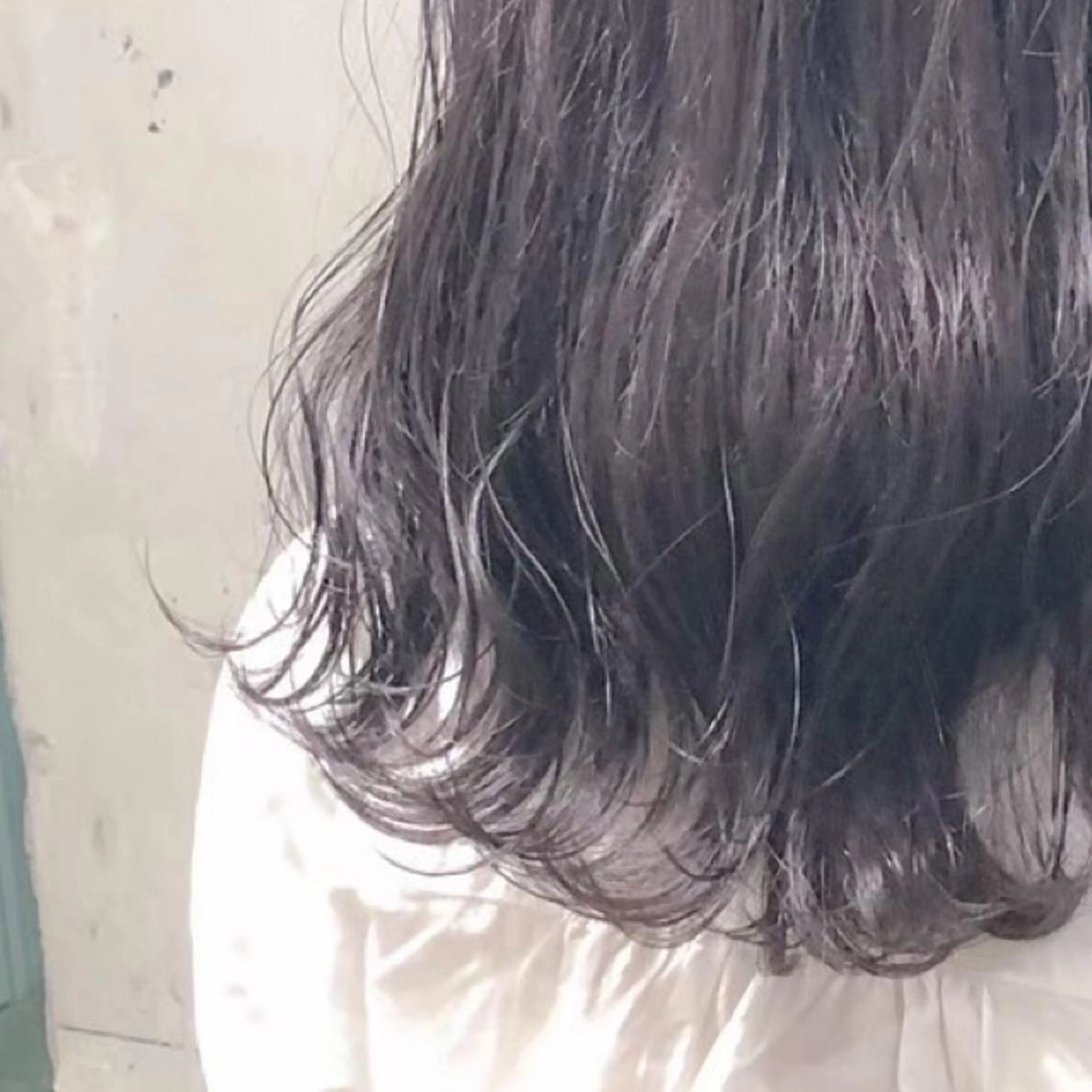 セミロング カラー ヘアアレンジ ブリーチ ラベンダーカラー パープルカラー linette所属・🐩推し活🐩 FUTABA🍒のヘアスタイル
