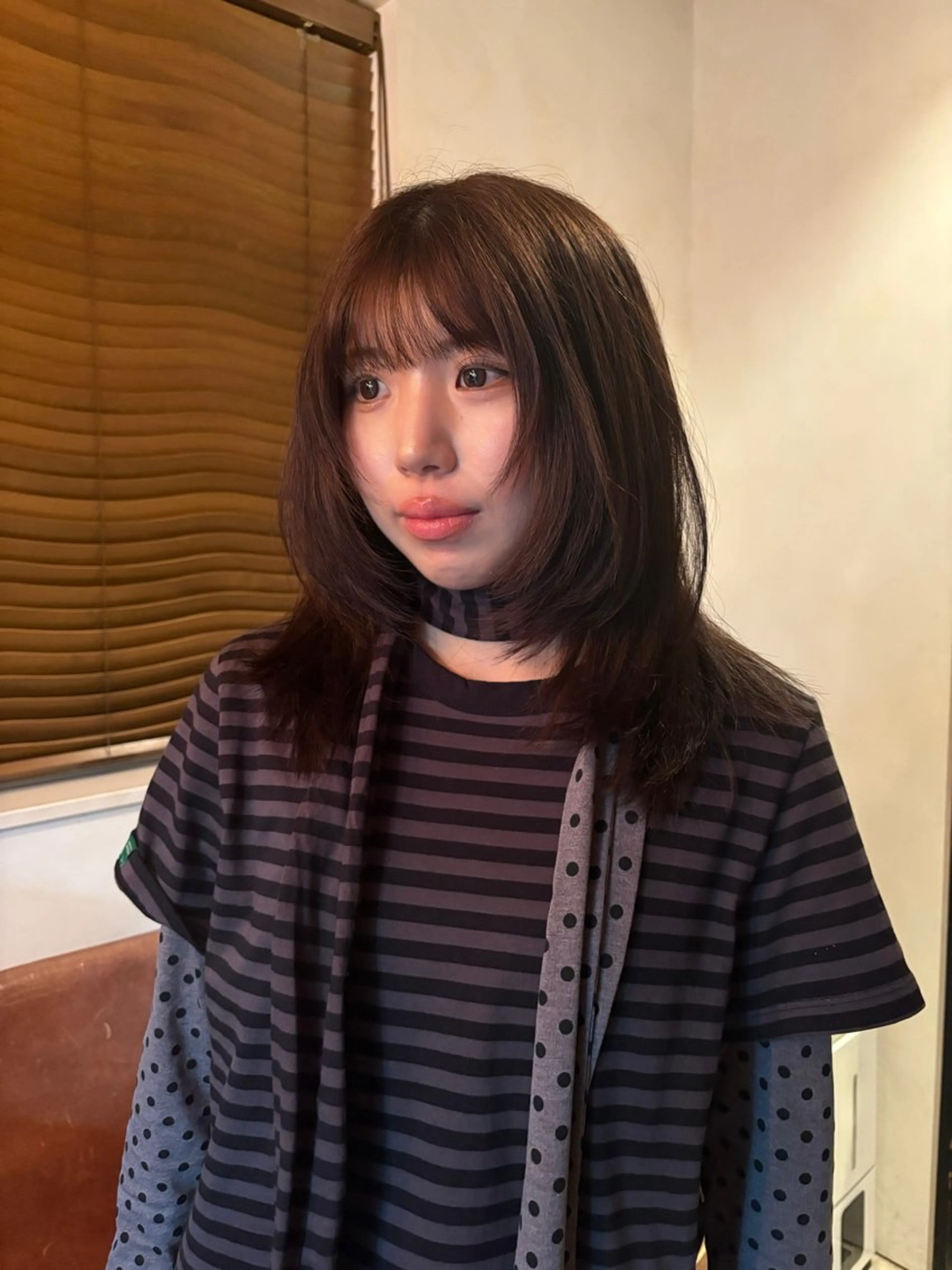 ミディアム カラー パーマ カット ヘアカラー レイヤー/透明感/ ブリーチなし/わかなのヘアスタイル