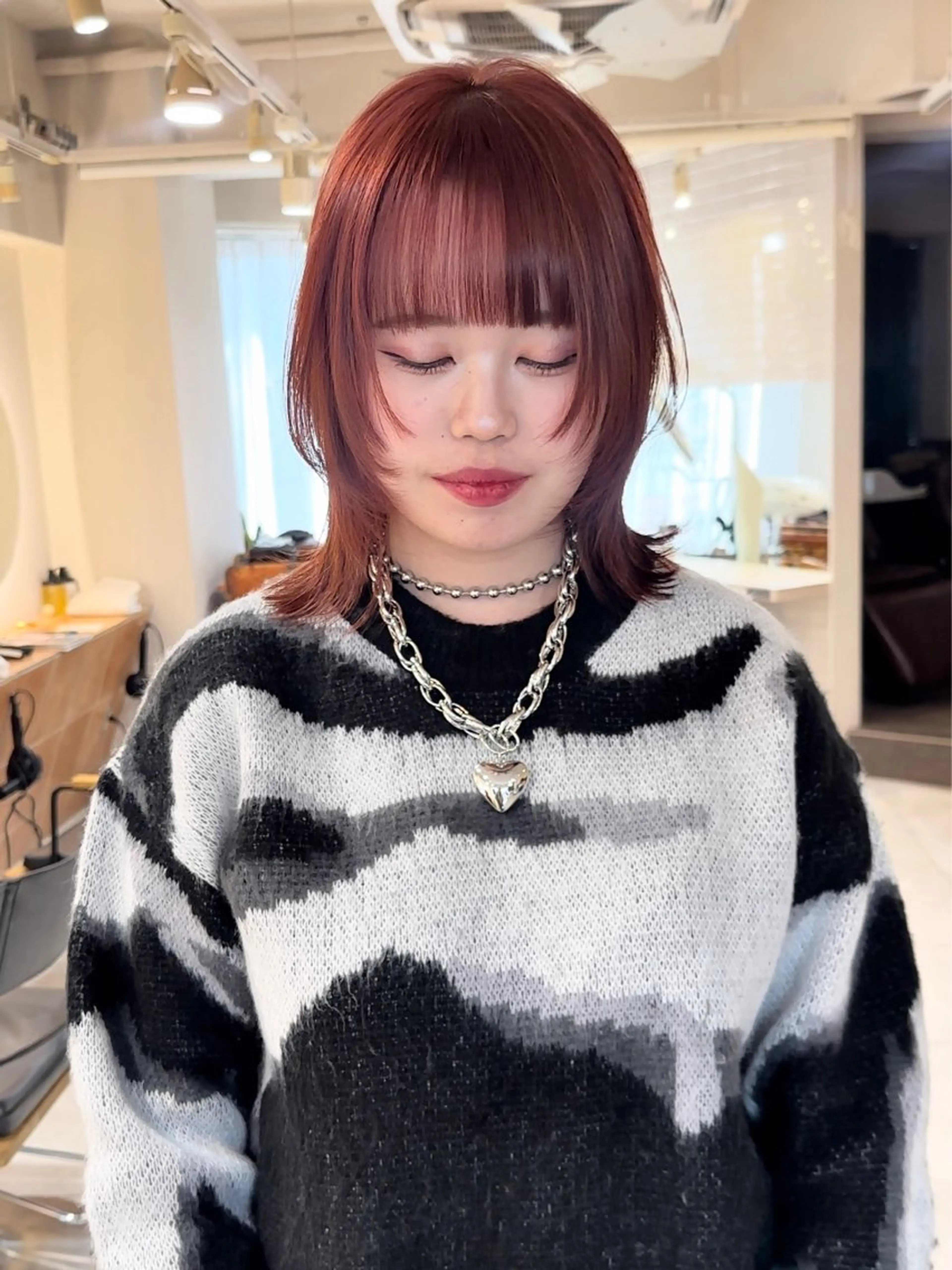 ミディアム カラー ブリーチ ケアブリーチ デザインカラー レッドカラー 顔周りカット 🦕ウルフカット 🦕ａｋｉｈｏのヘアスタイル