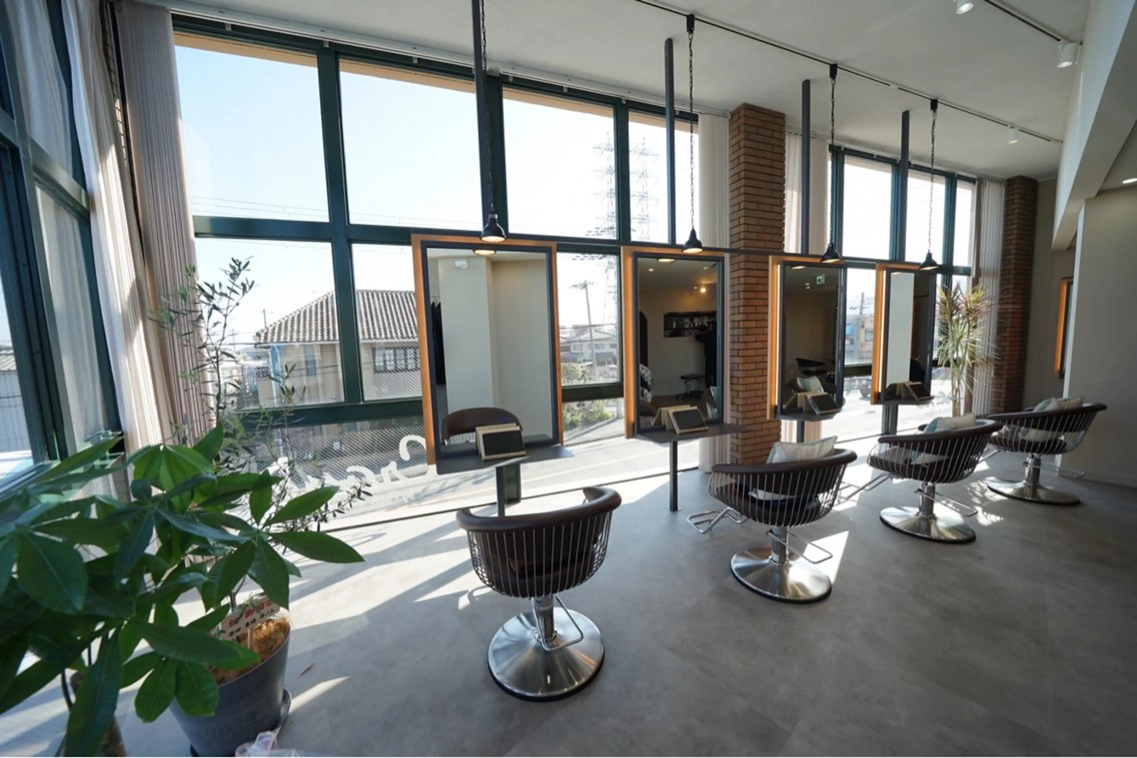 ミディアム カット 縮毛矯正 トリートメント ブリーチなしWカラー /酸性ストレート河本のヘアスタイル