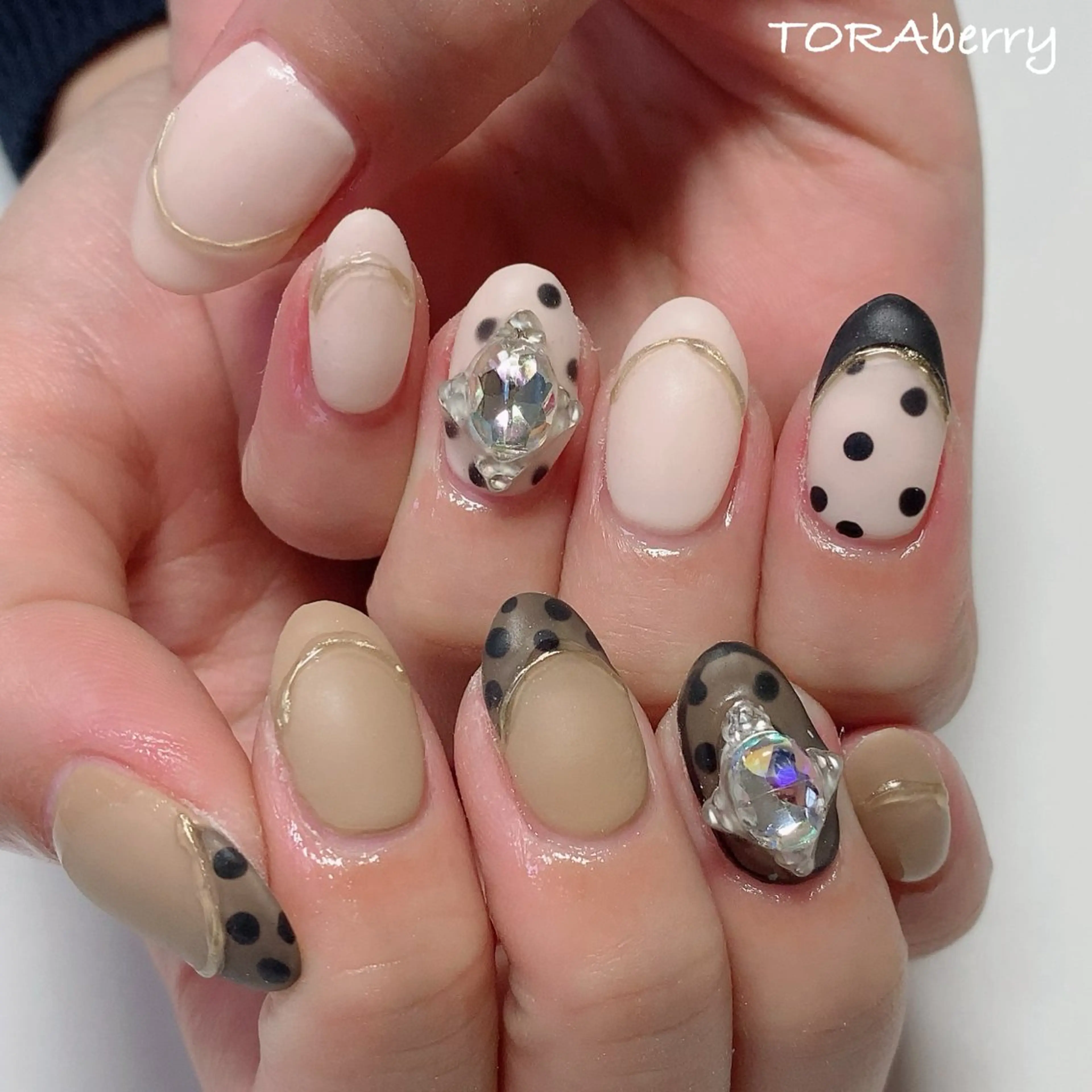 ネイル ハンドネイル ネイリスト なつみのネイルデザイン