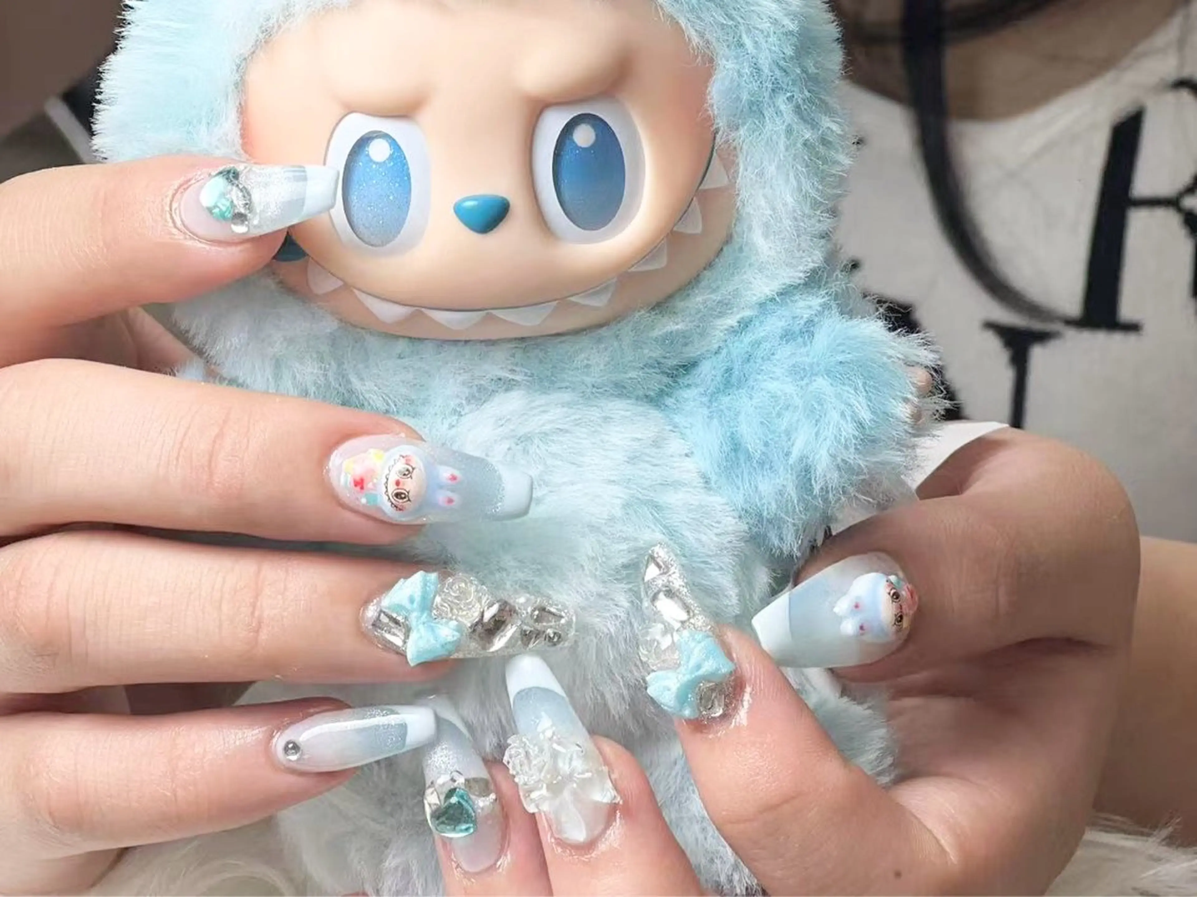 メンズ ネイル アートネイル フレンチネイル ジェルネイル キラキラネイル パラジェル ハンドネイル Bloom スカルプ専門店のネイルデザイン