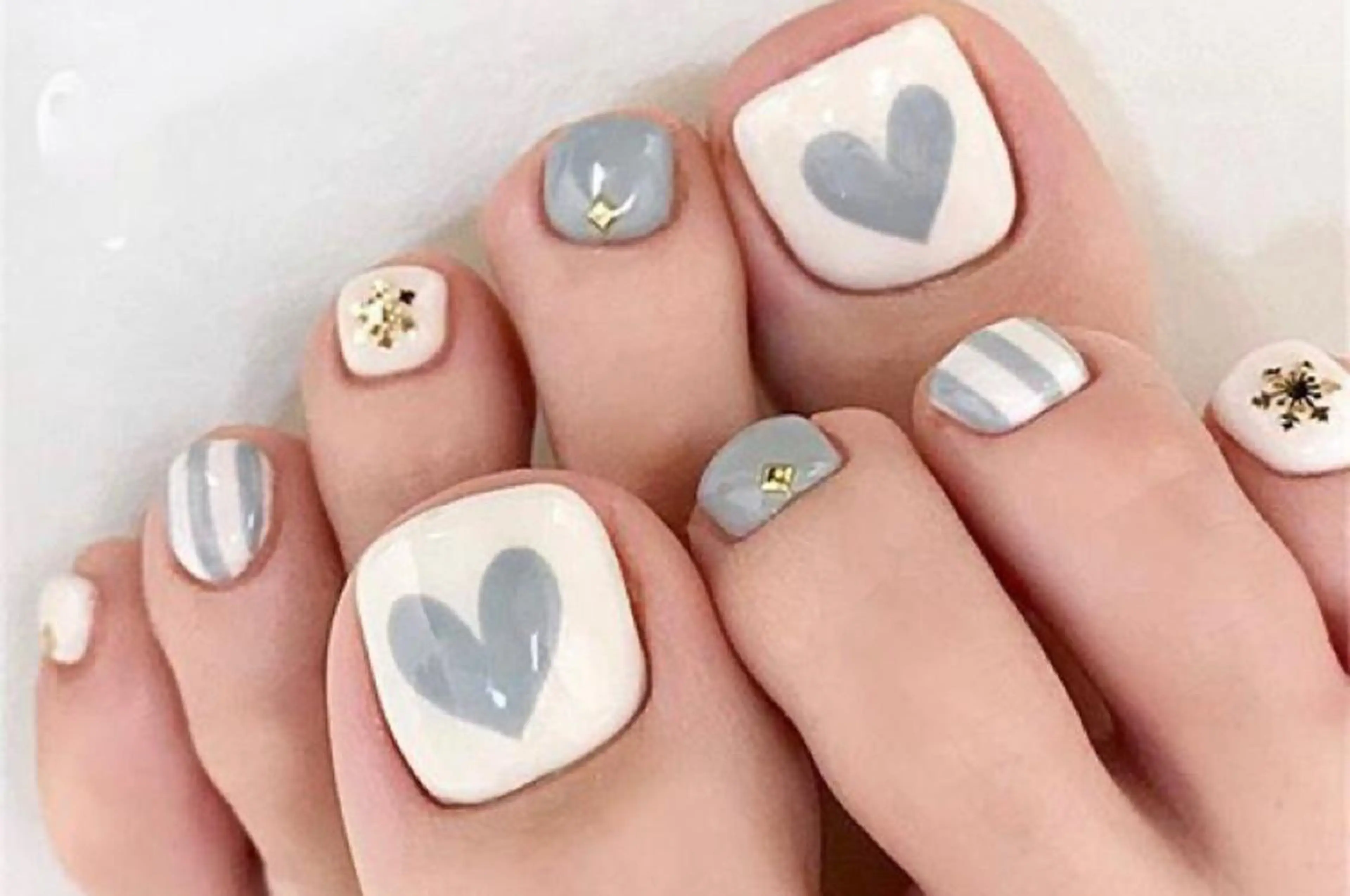 ネイル 「Honey NAIL新宿店」所属・Honey スカルプ専門店のネイルデザイン