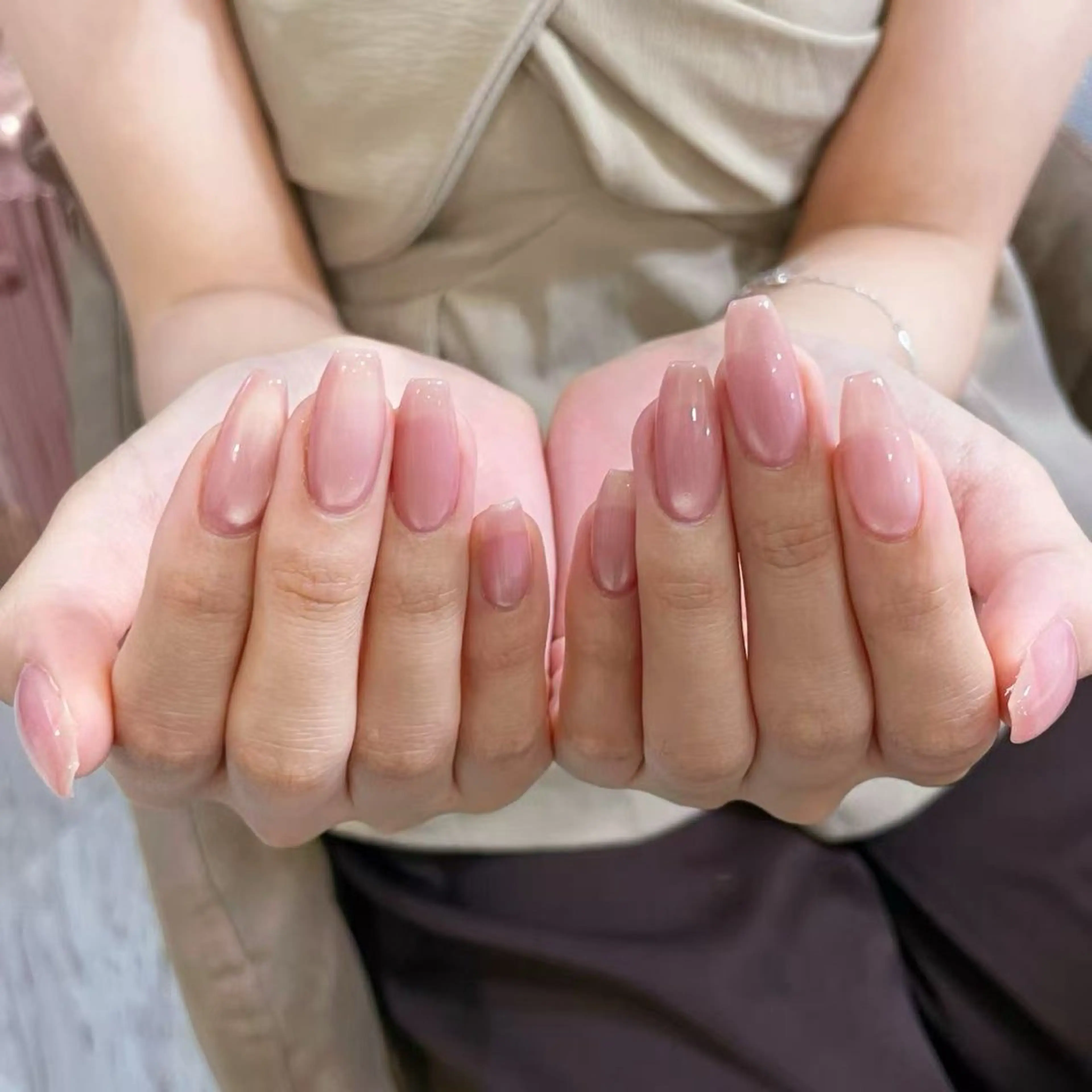 ネイル アートネイル オーロラネイル ガーリー キラキラネイル 韓国ネイル ハンドネイル ハンドケア DEMAIN- 🌸のネイルデザイン