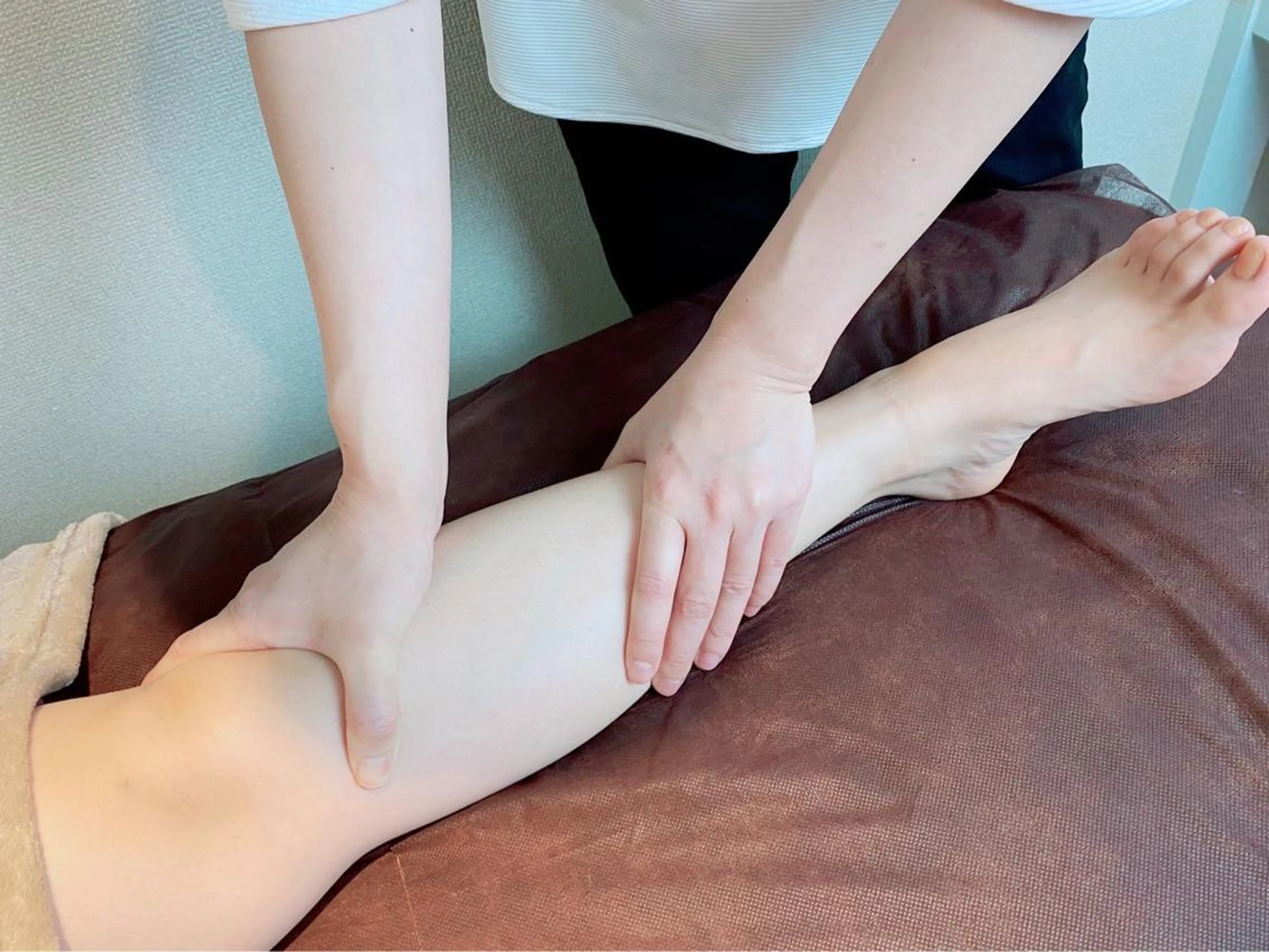 ロング カラー パーマ ヘアアレンジ メンズ キッズ ネイル マツエク・マツパ アイブロウ ニキビ特化型エステ 🍓最短で肌質改善のエステ・リラクイメージ