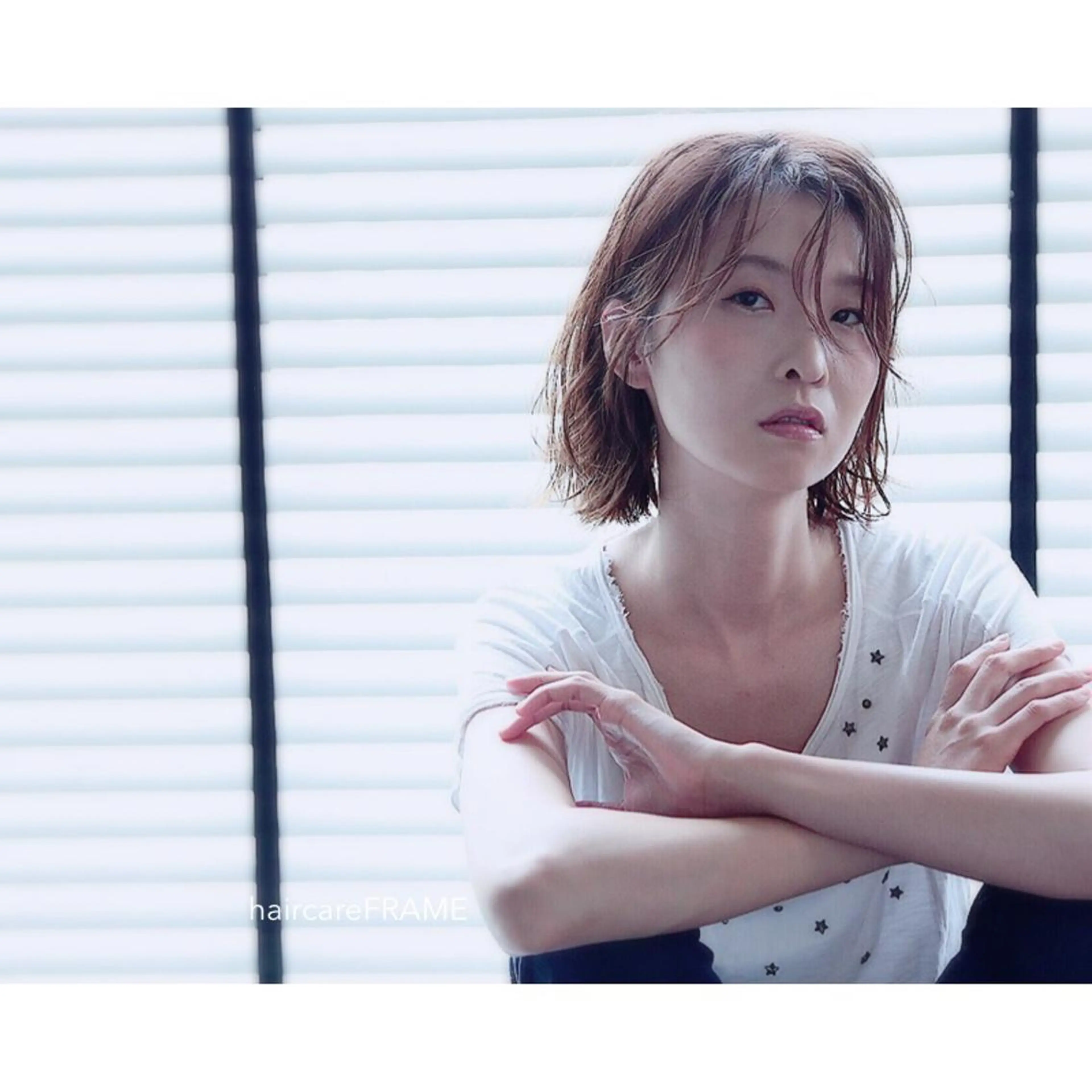 ミディアム FRAME所属・FRAME/髪を育 てる/大人デザインのヘアスタイル