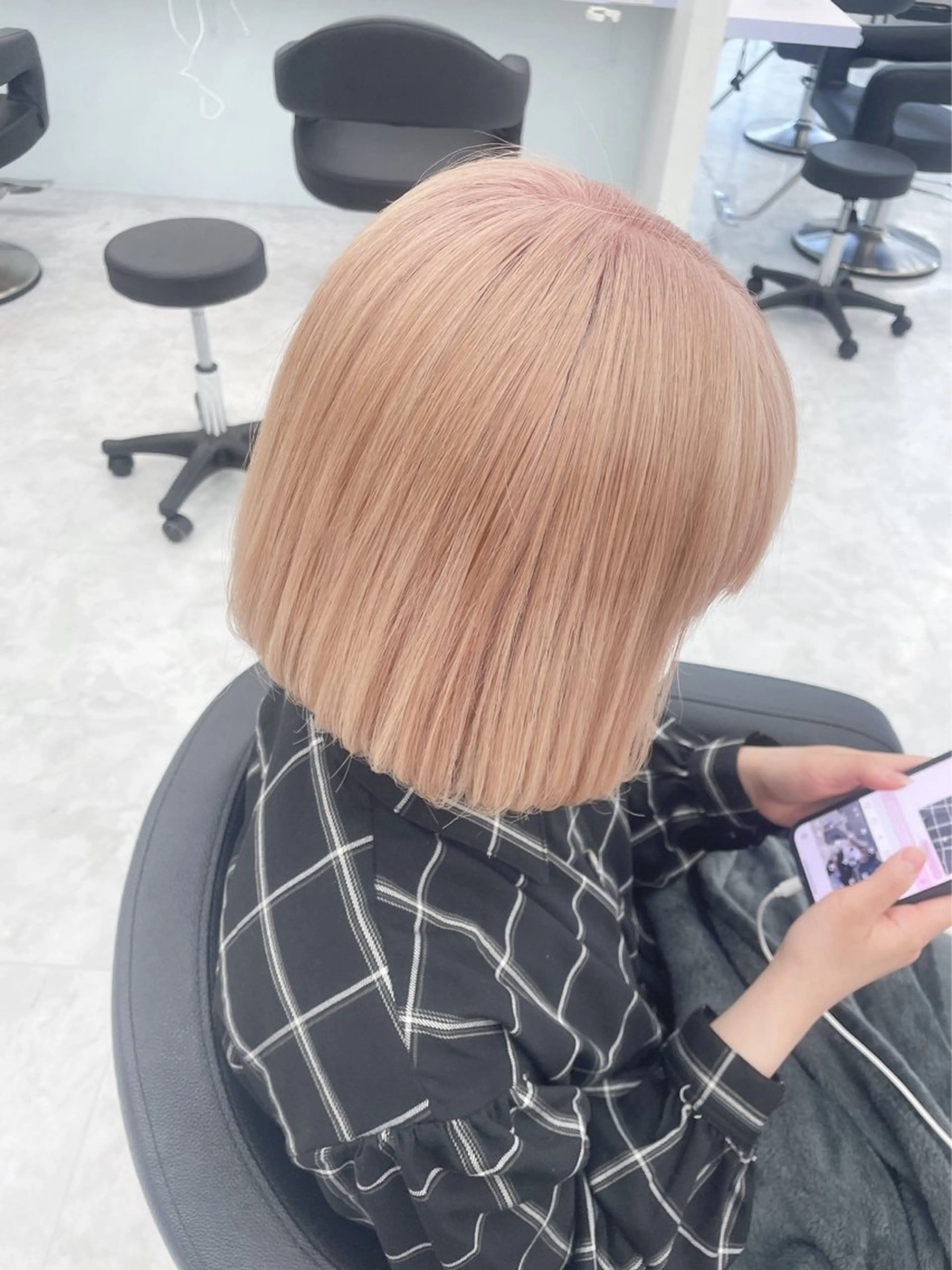 ショート カラー パーマ ヘアアレンジ メンズ 🤍透明感カラー🤍 ブリーチ🤍AINEのヘアスタイル