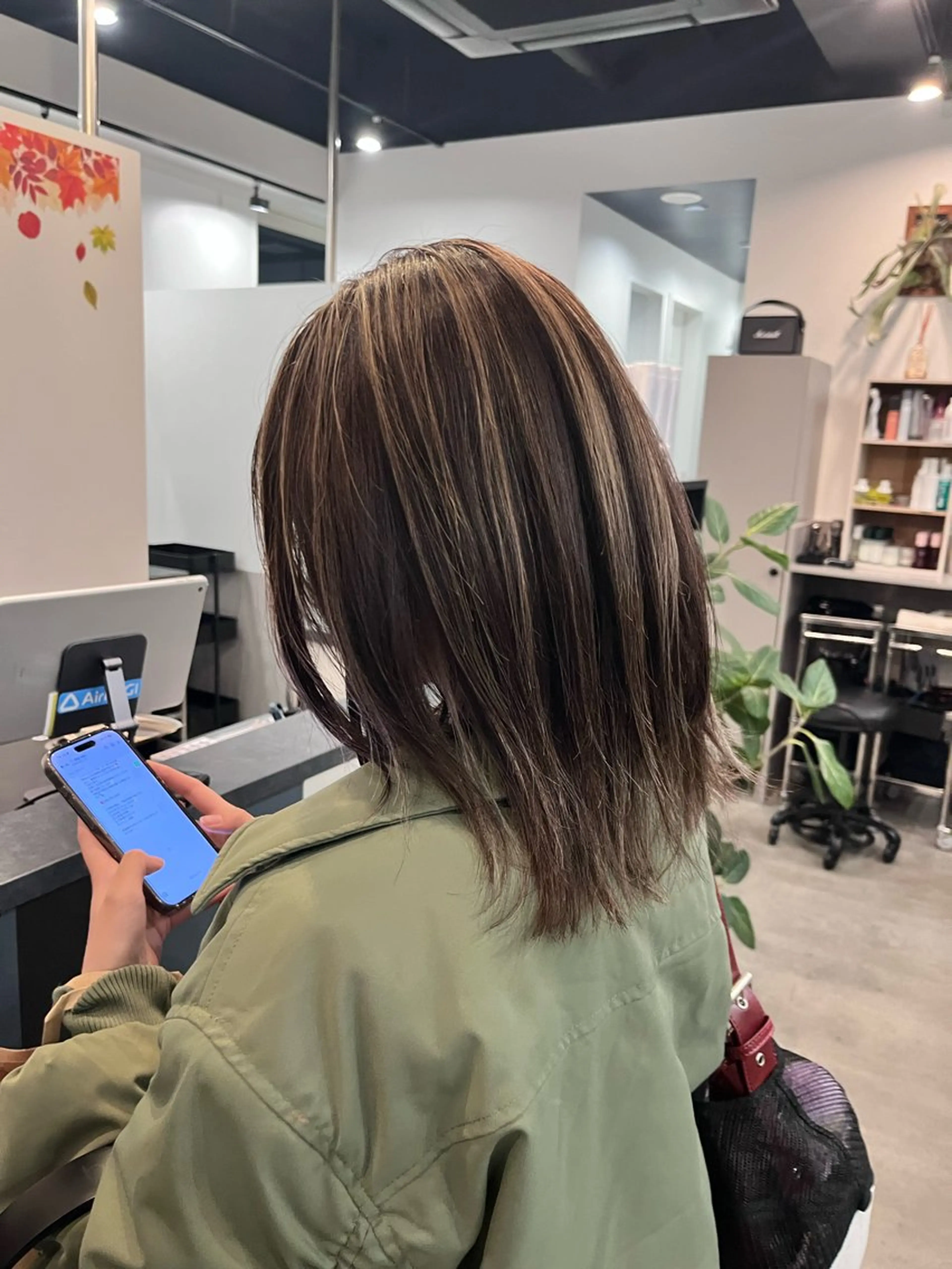 ミディアム カラー ハイライトカラー ハイライト カット ヘアカラー トリートメント dogstar小林諒 レイヤー/パーマのヘアスタイル