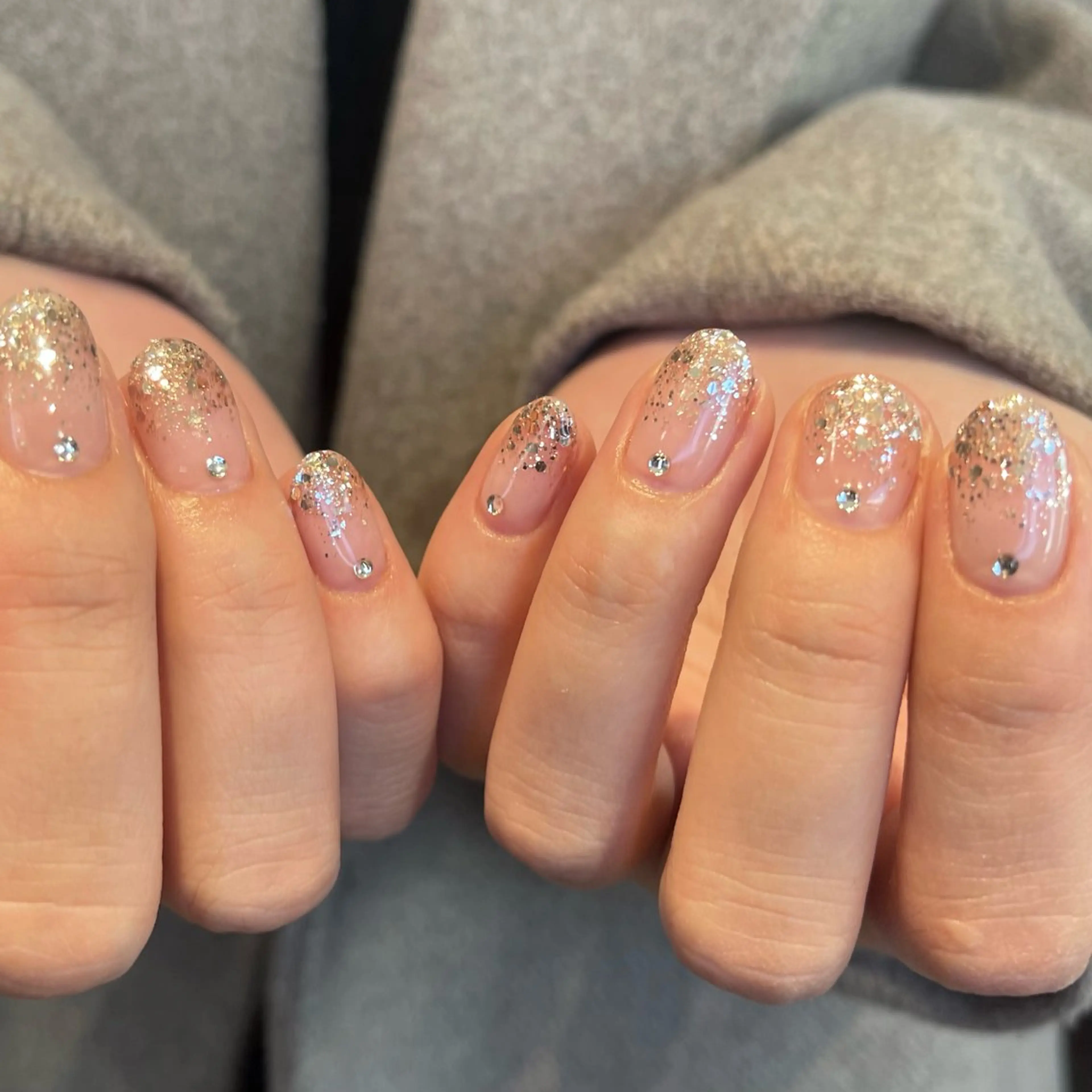 ネイル グラデーション ラメ(グリッター) ラメグラデーション ハンドネイル Renatus🤍 MISUZUのネイルデザイン