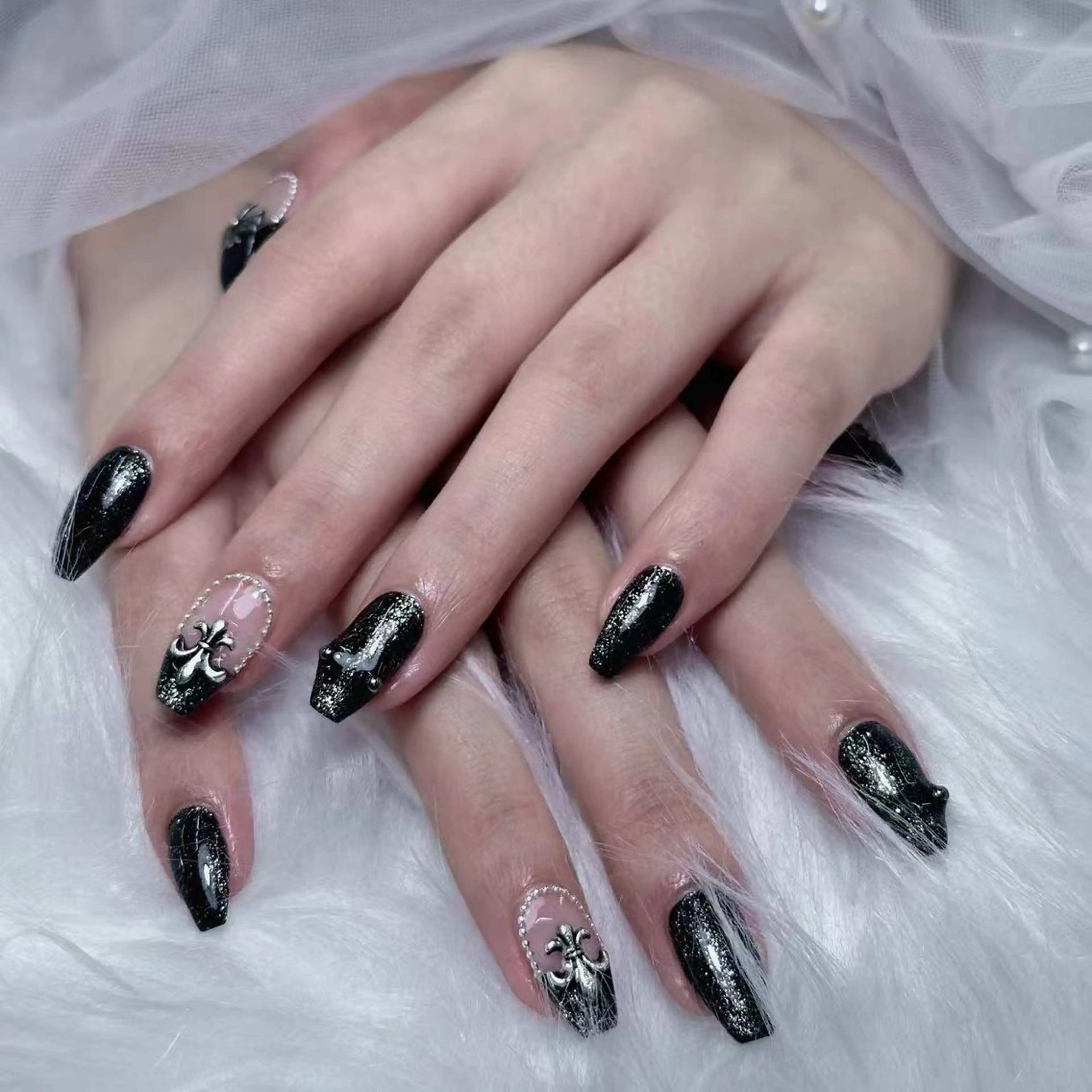 ネイル lucky nail 歌舞伎町のネイルデザイン