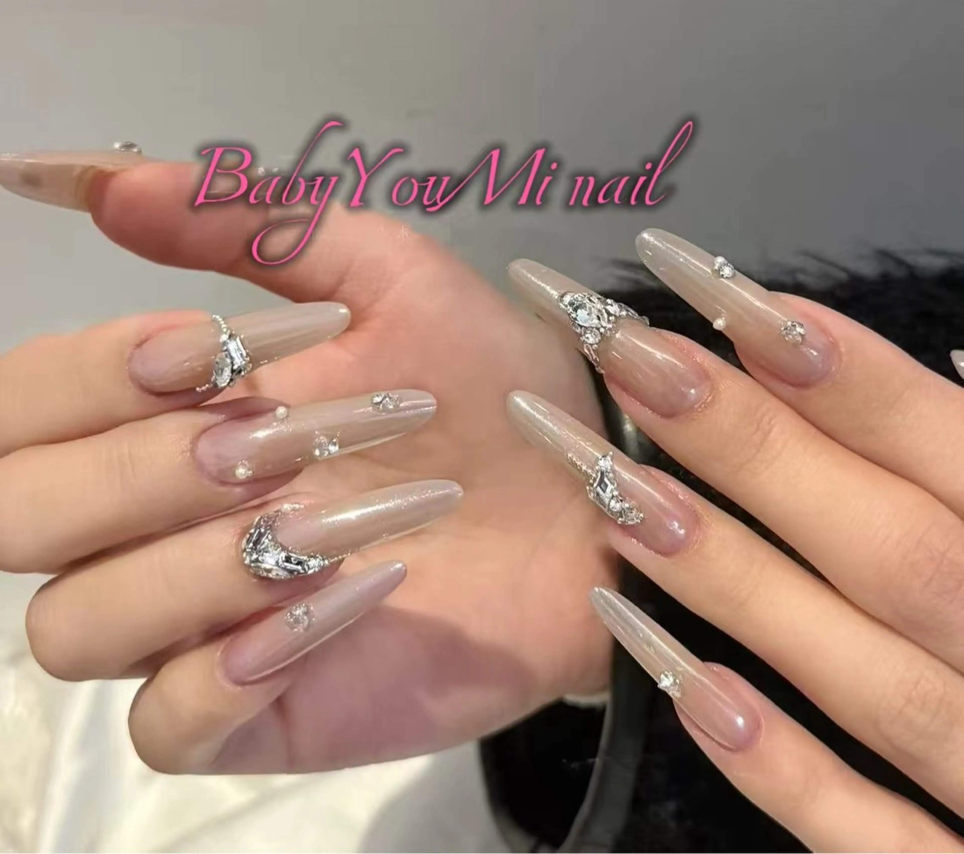ネイル オーロラネイル フラワーネイル フットネイル フレンチネイル ジェルネイル ハンドネイル BabyYouMi nailのネイルデザイン