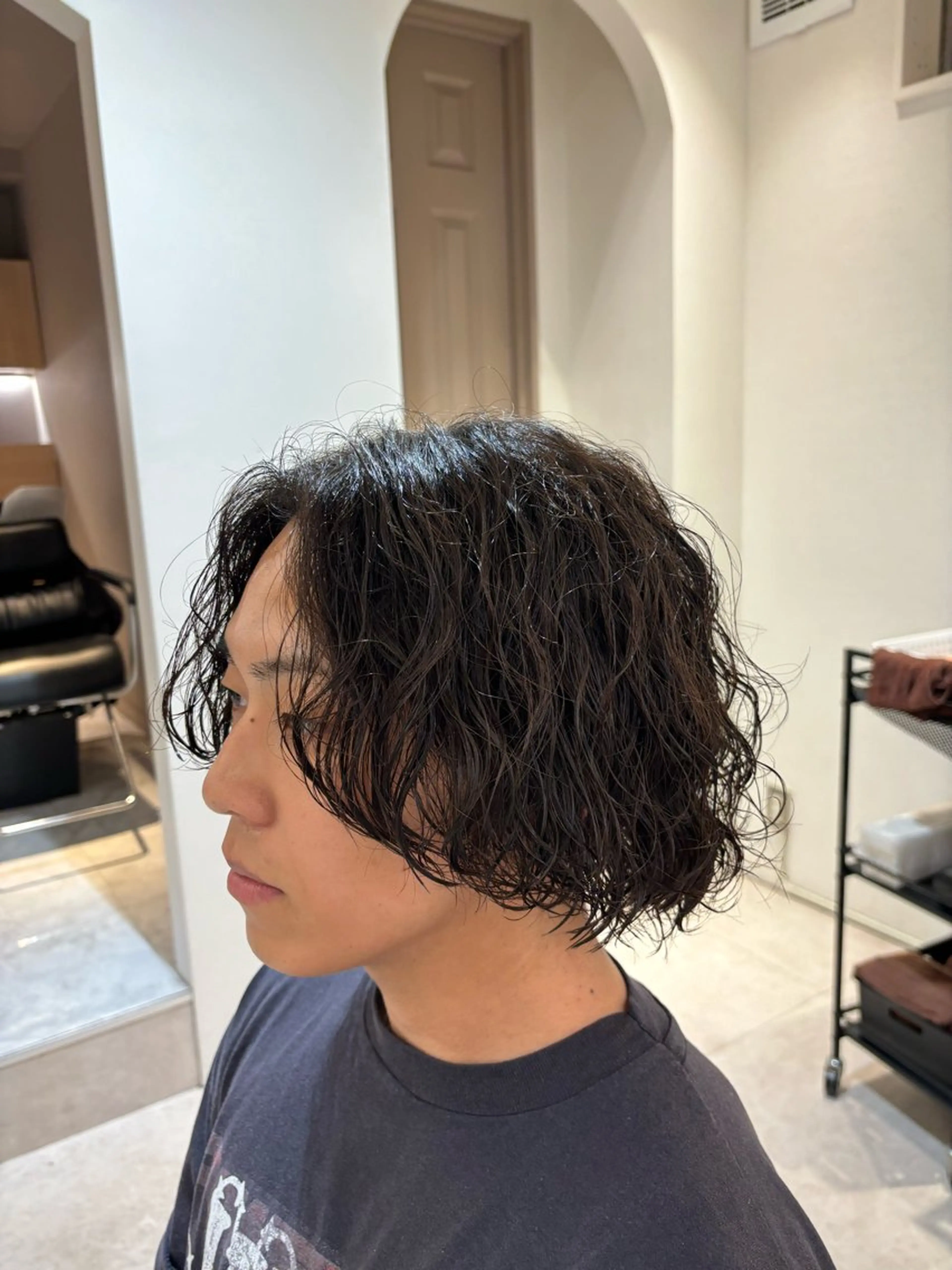 ミディアム パーマ メンズ ミディアムパーマ メンズパーマ AI TOKYO　men's横浜所属・メンズパーマ美容師 りゅうせいのヘアスタイル