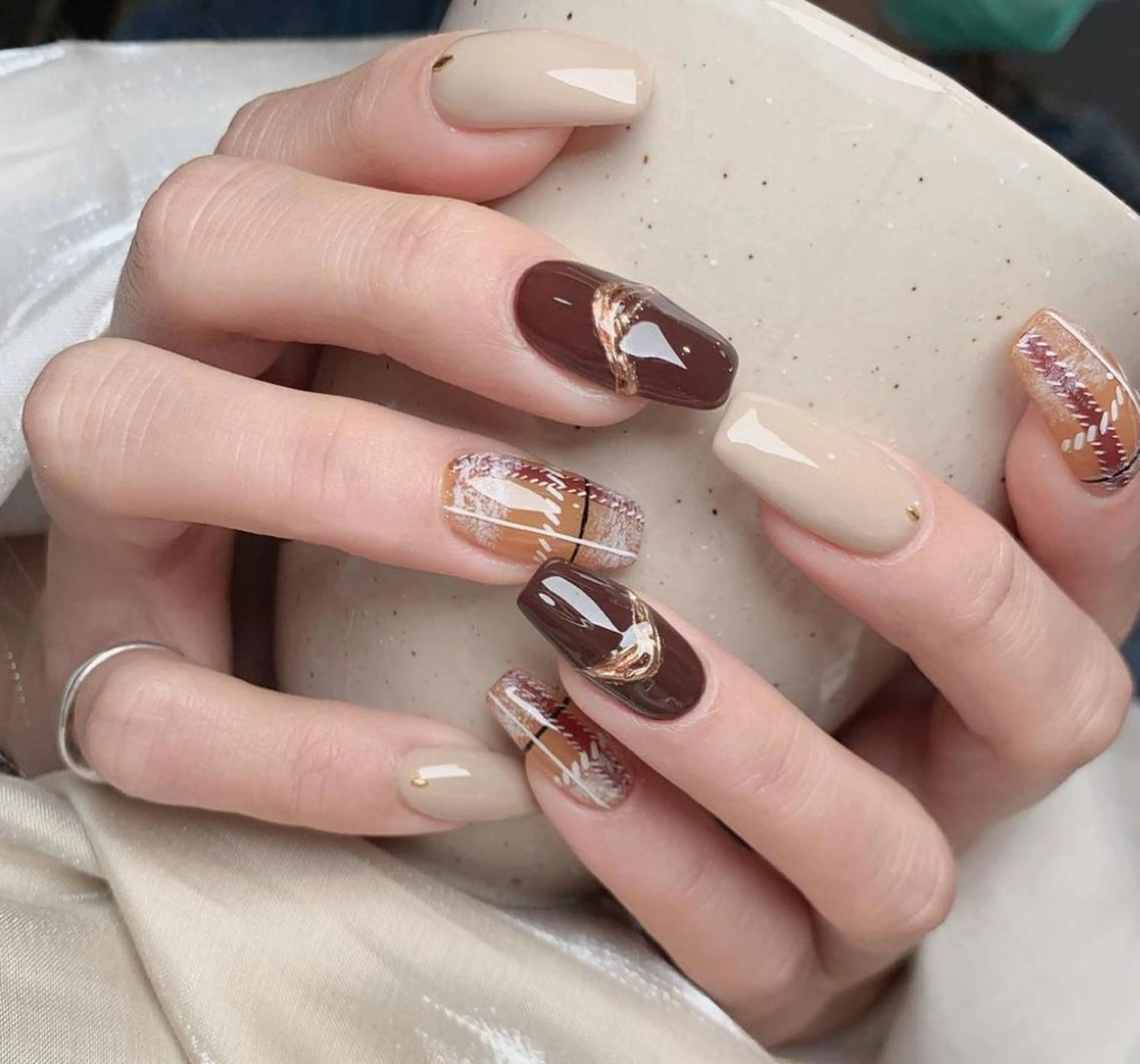 ネイル AngelChris ビューティーサロンのネイルデザイン