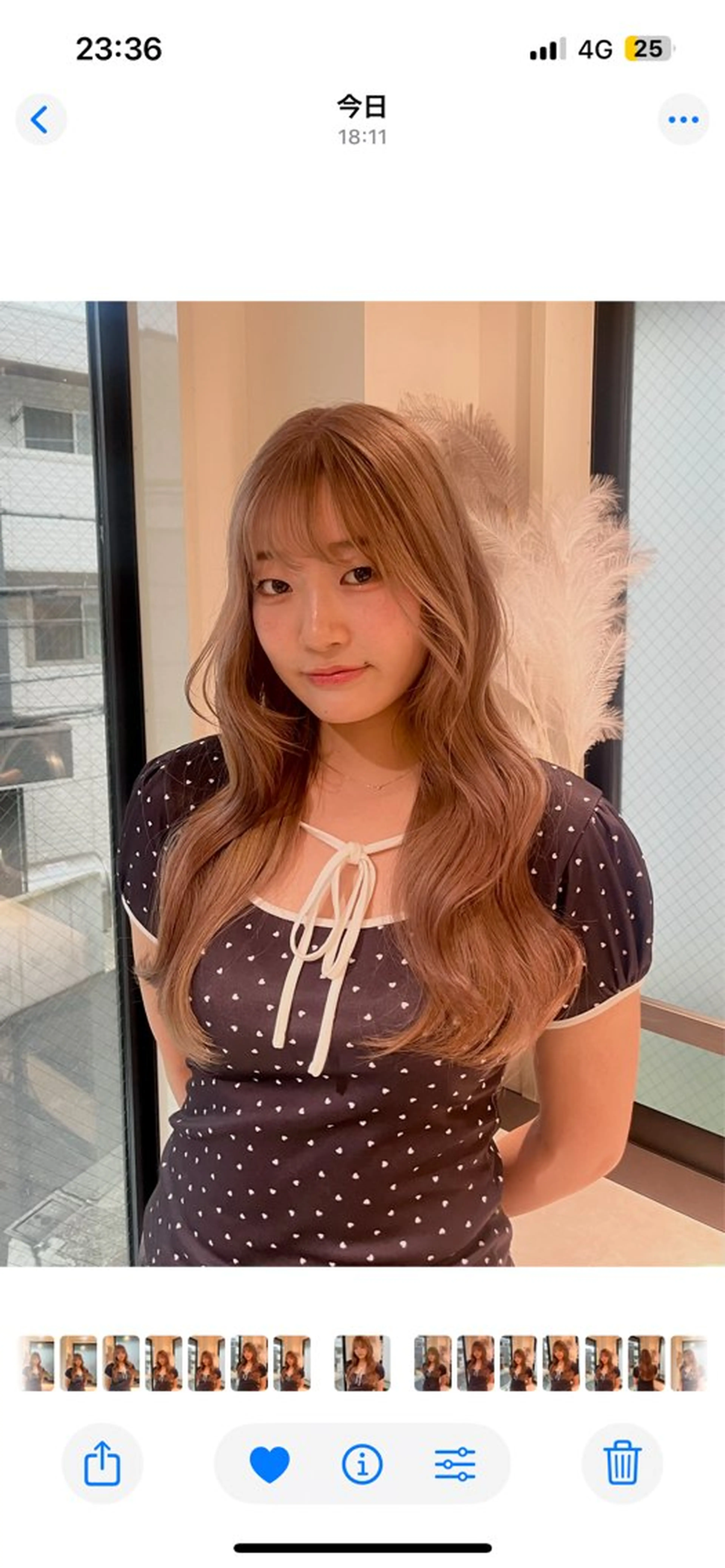 ロング カラー ブリーチ デザインカラー ハイトーンカラー ヘアカラー Qin所属・ルーツカラー 🌟  ミキのヘアスタイル