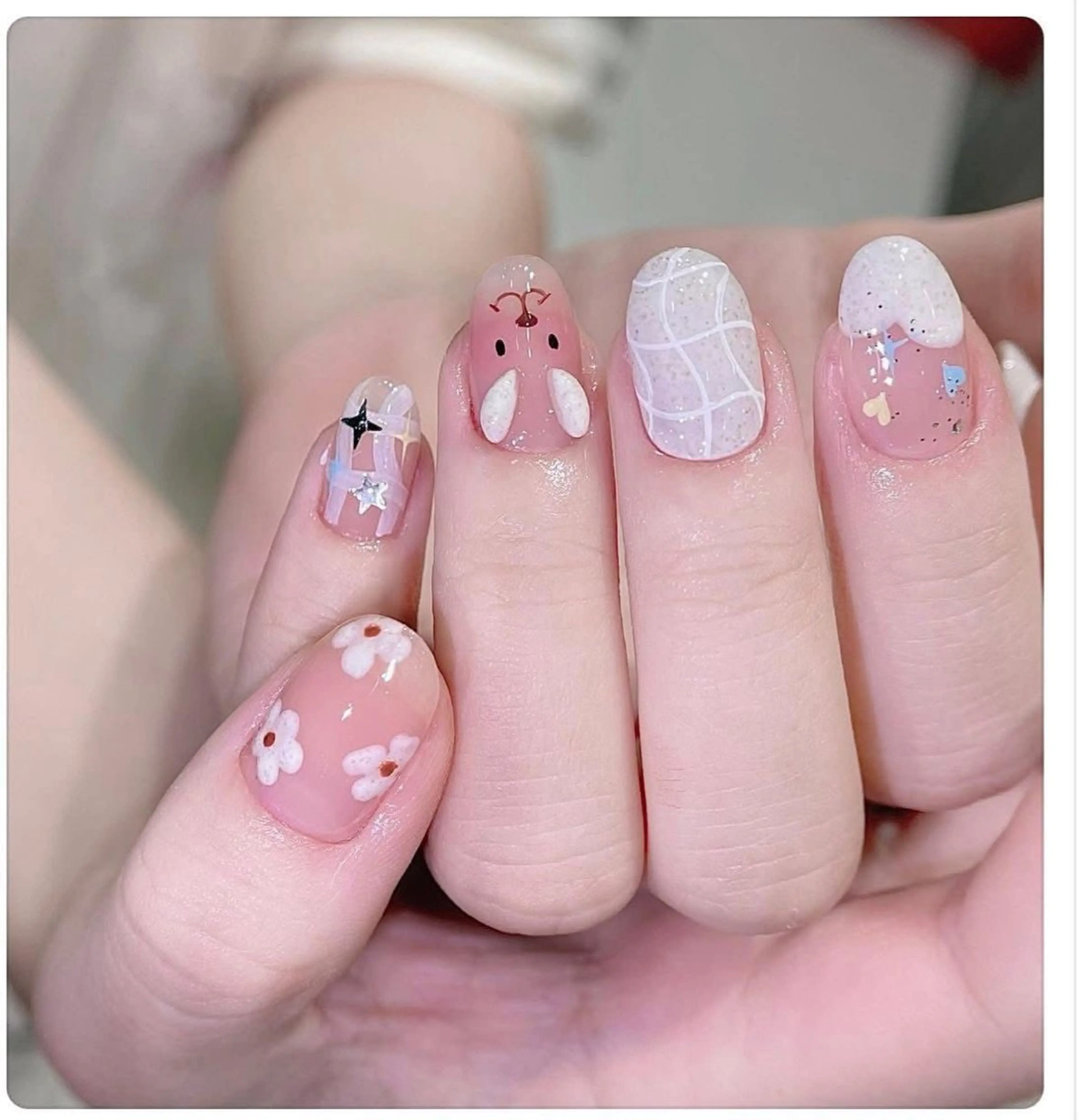 ネイル アートネイル 成人式 ジェルネイル ニュアンスネイル ネイルチップ Kora Nailのネイルデザイン
