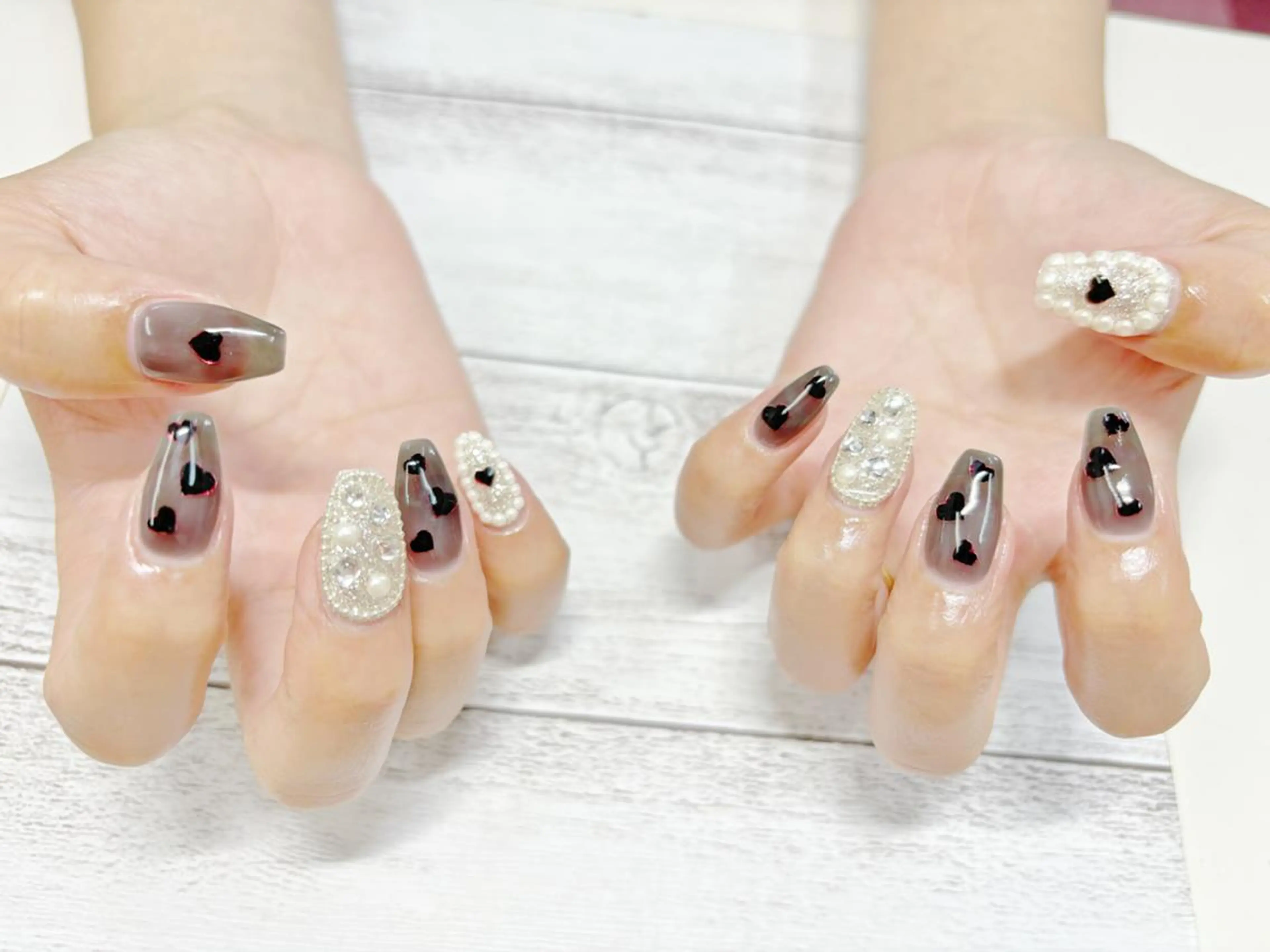 ネイル 長さ出し ジェルネイル 持ち込み パラジェル 春ネイル ハンドネイル リラネイル Aikenのネイルデザイン