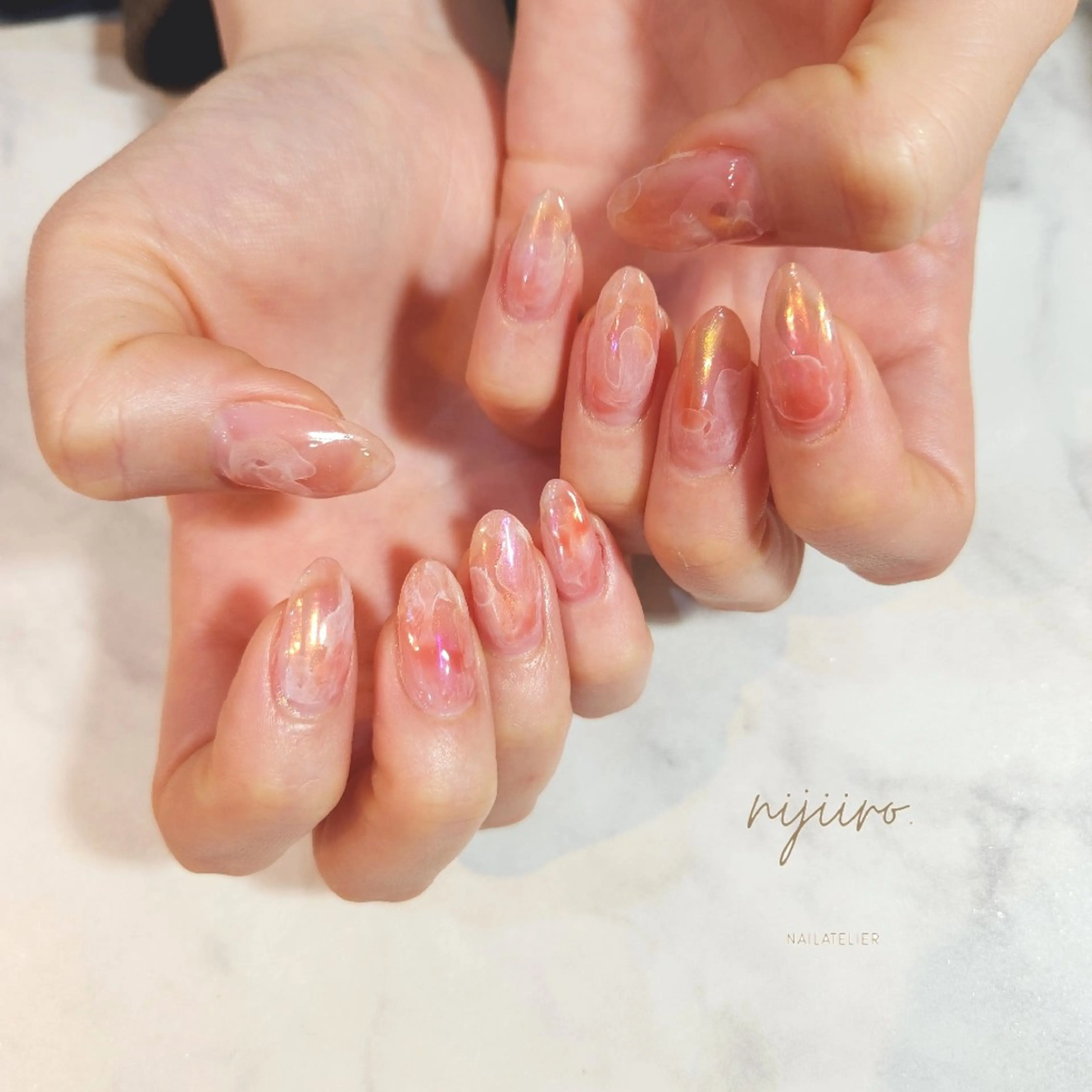 ネイル ハンドネイル nailatelier nijiiro.所属・nijiiro🌈 サトウのネイルデザイン
