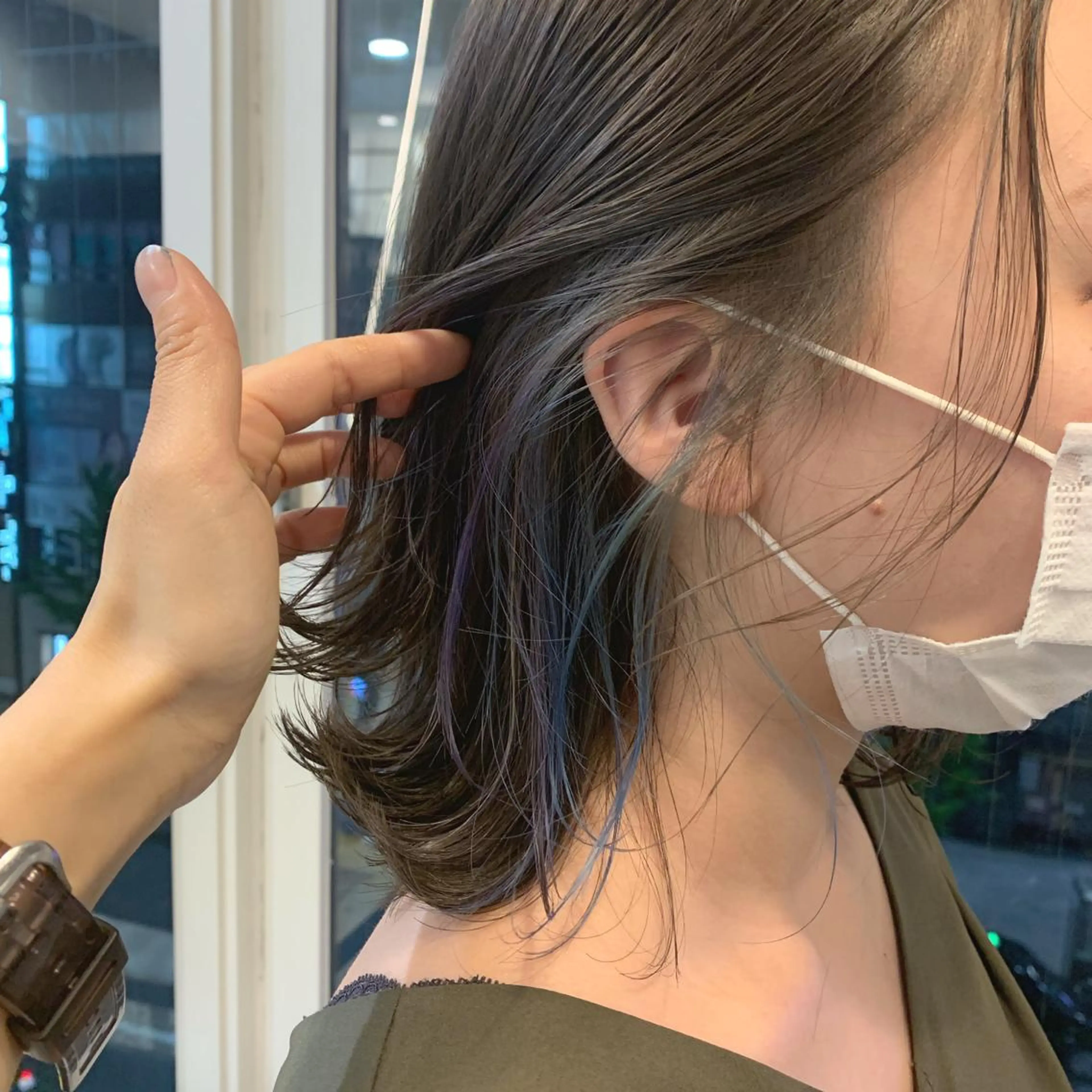 ミディアム WISTERIA KAORUのヘアスタイル