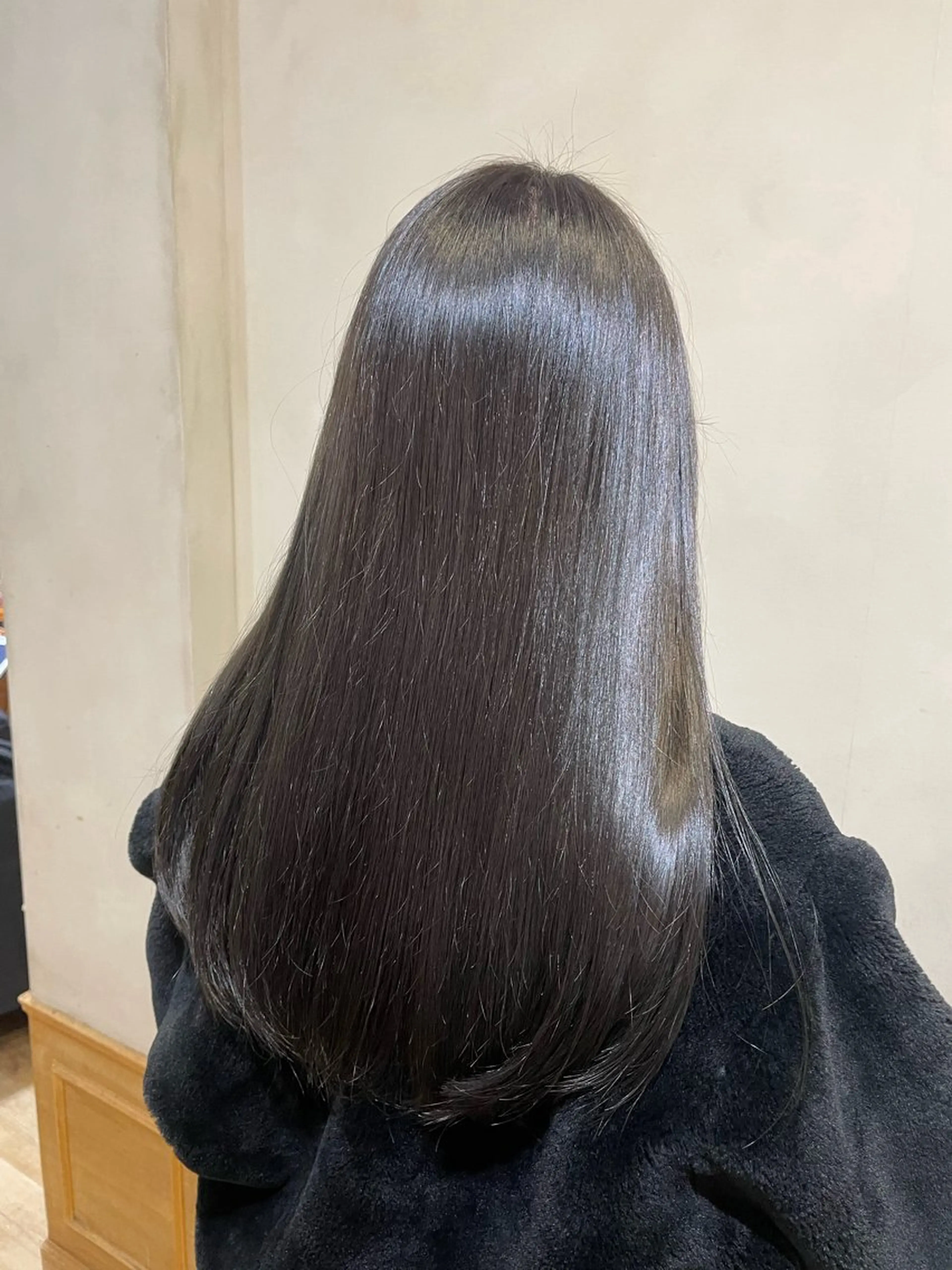 セミロング カラー グレージュ オリーブグレージュ オリーブグレー Agu hair ferdi 千歳烏山店所属・⚡️カネコ マサフミ⚡️のヘアスタイル