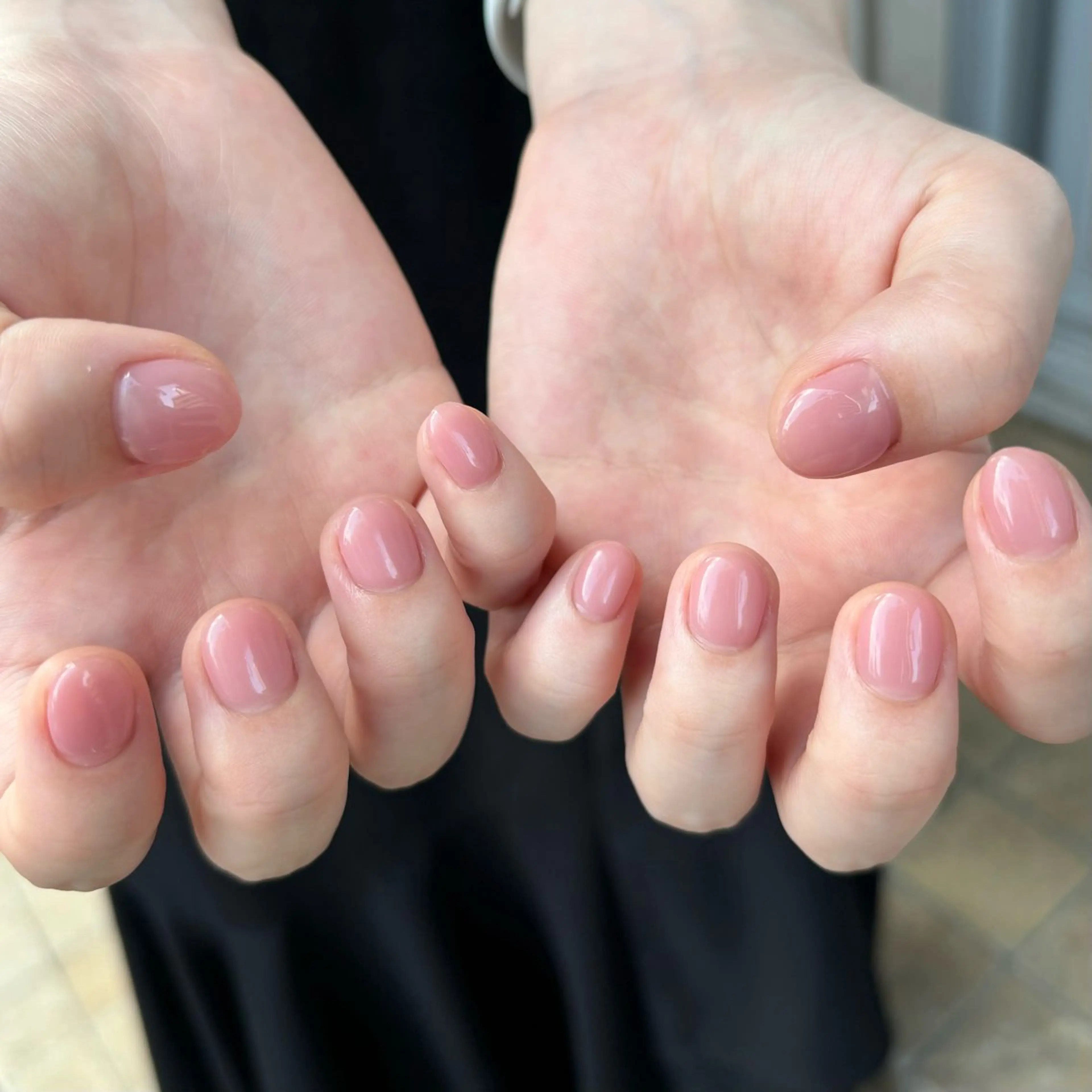 ネイル ワンカラーネイル ピンク ハンドネイル 荒巻 めいのネイルデザイン