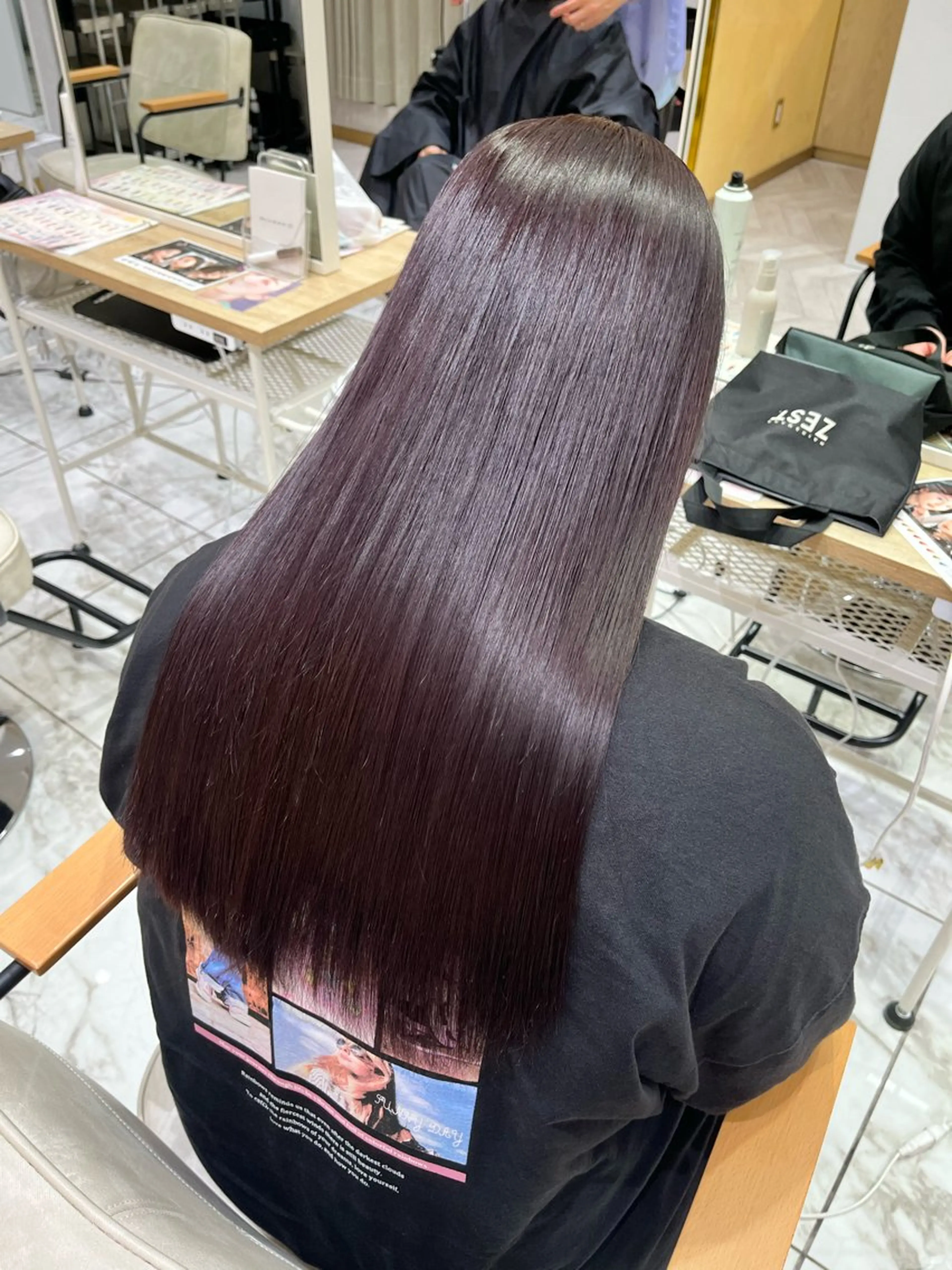 ロング カラー ∴Sanae. ∴ トータルビューティーのネイルデザイン