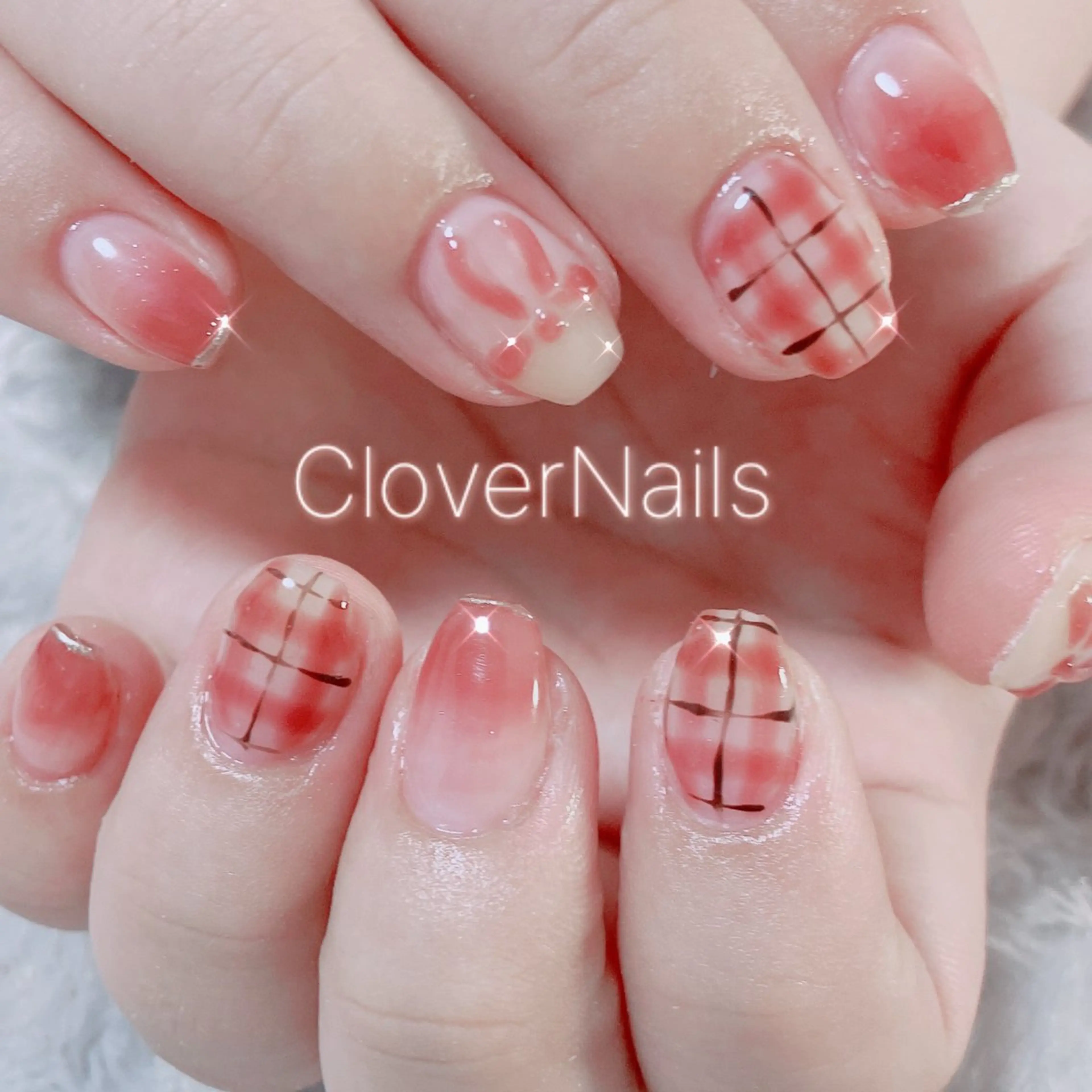 ハンドネイル　(オフなしの方)  お好きなデザインを叶える、持ち込みデザインネイルの写真