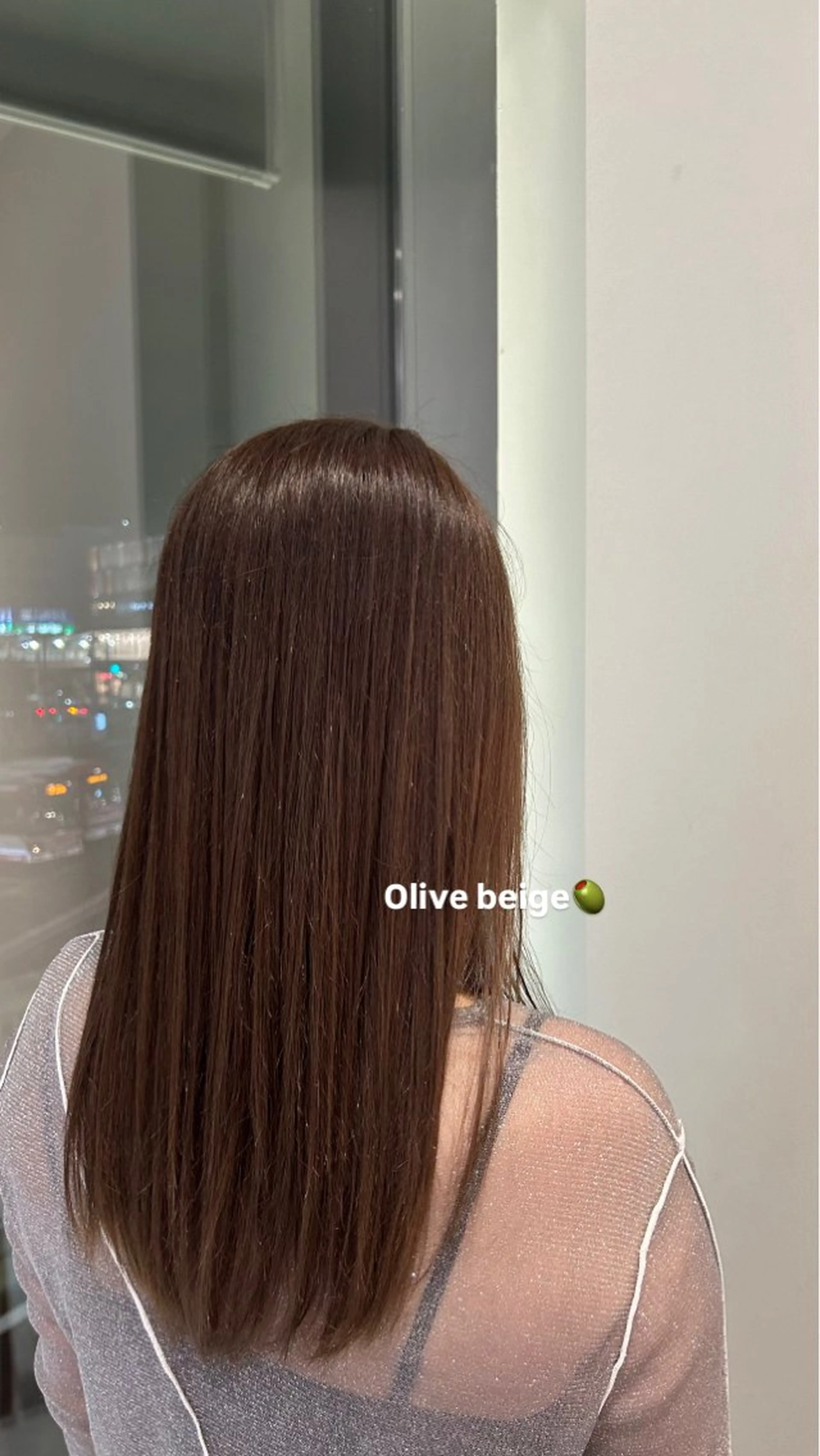 ロング カラー 小谷 歩花のヘアスタイル