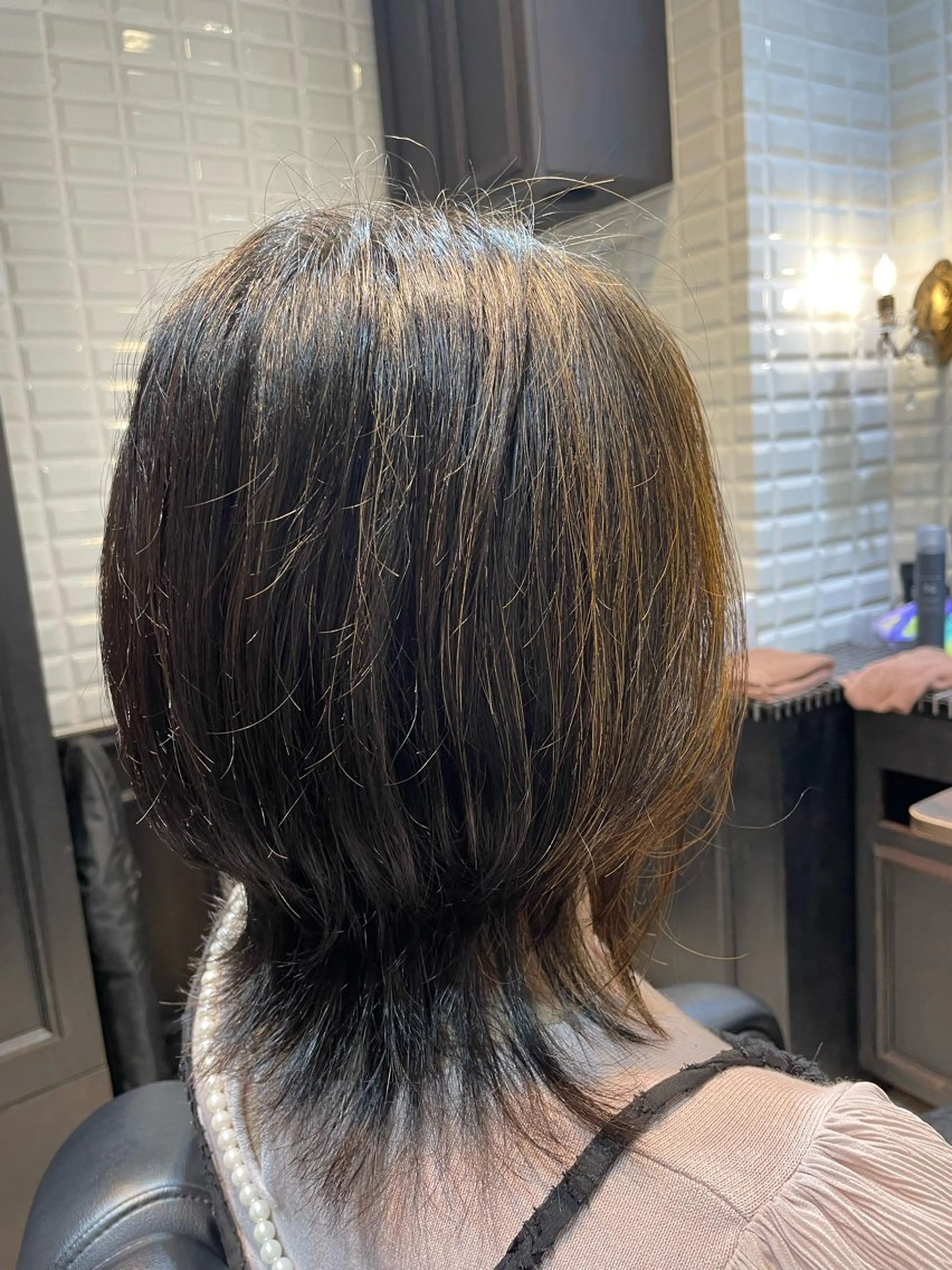 ミディアム 波巻き、ツイスト パーマモデル募集中のヘアスタイル