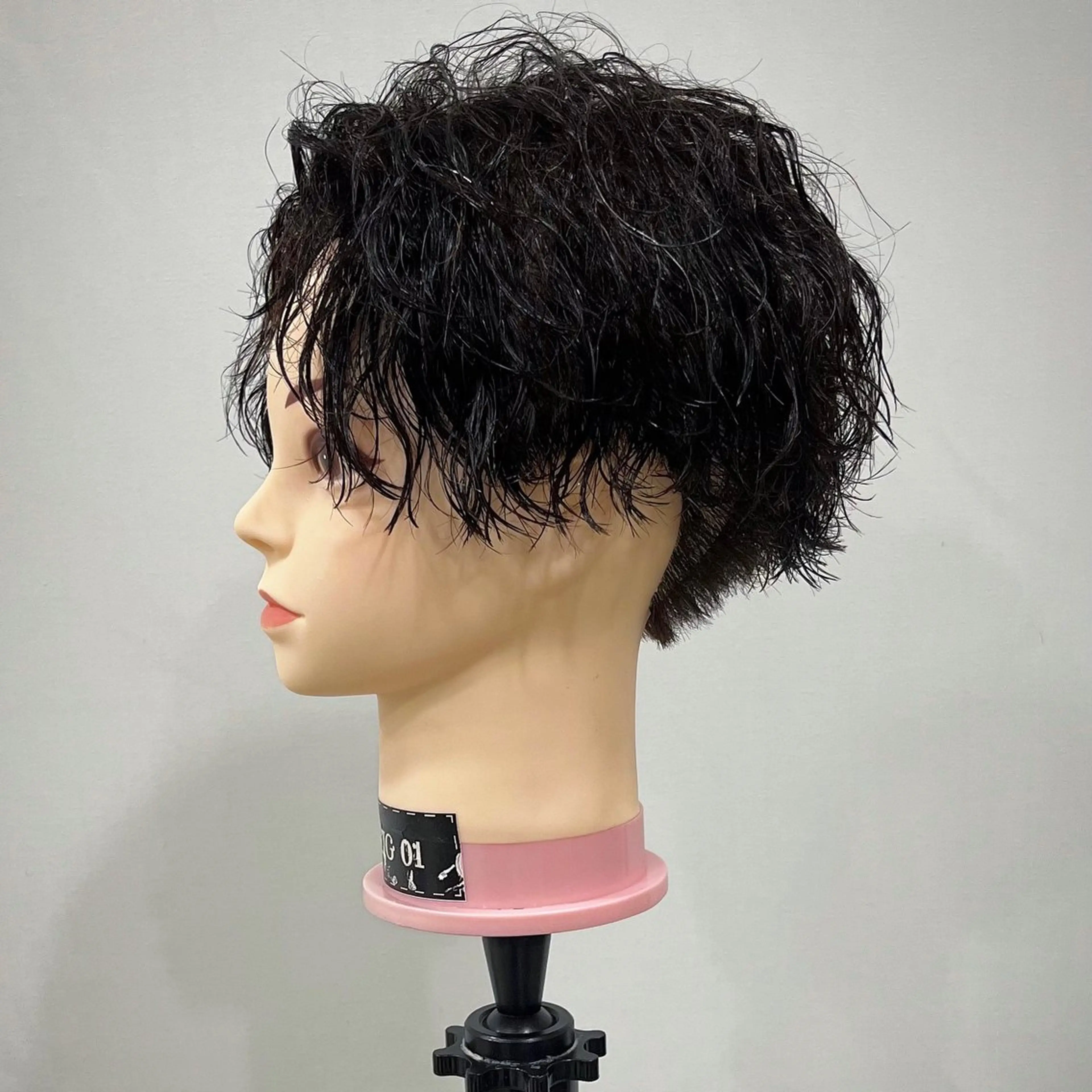 ショート パーマ メンズ センターパート メンズパーマ 刈り上げ 波巻きパーマ スパイラルパーマ カット パーマ masahiro 波巻きシャドウパーマのヘアスタイル