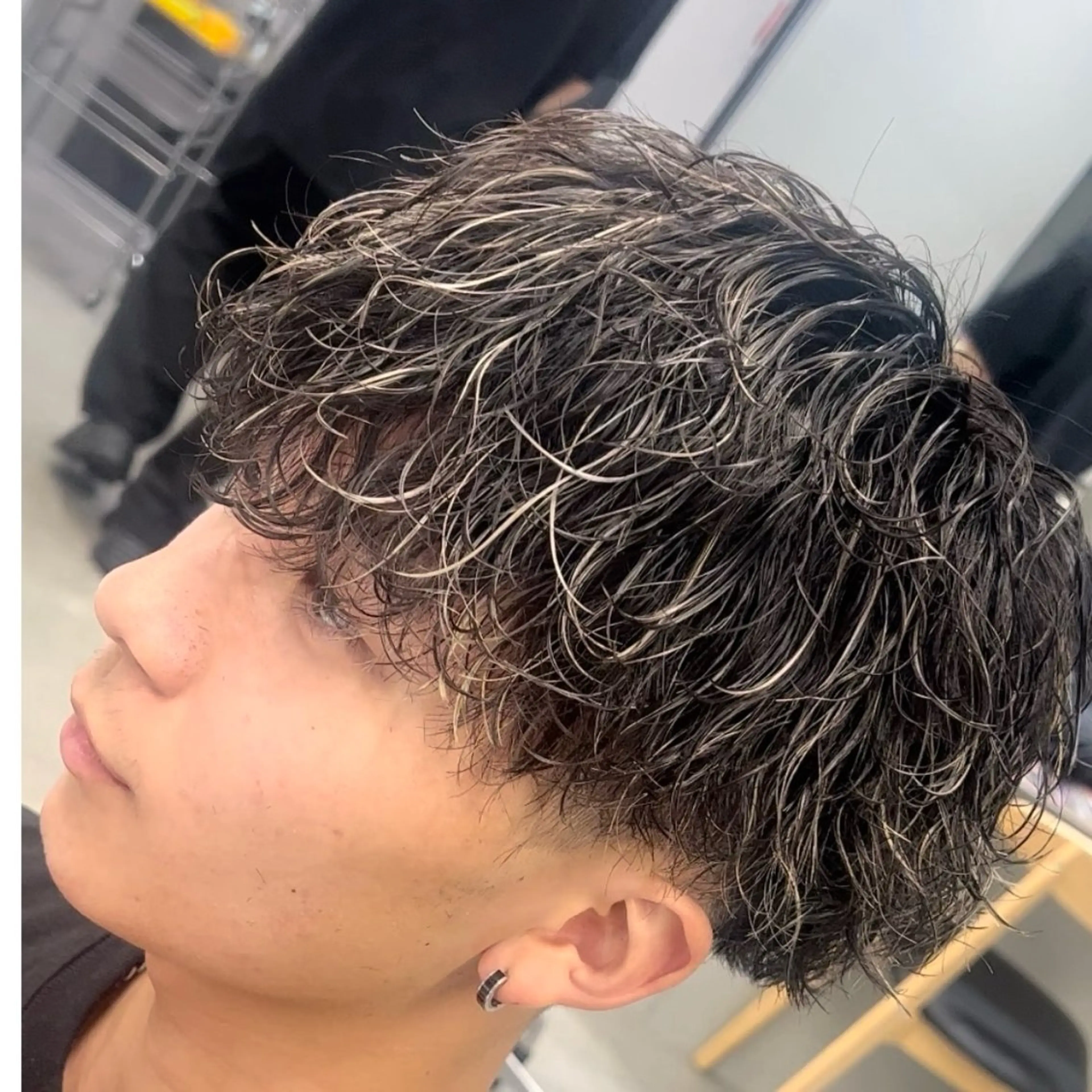 ミディアム カラー ヘアアレンジ メンズ fifth Tokyo所属・fifth 石川 凪のヘアスタイル