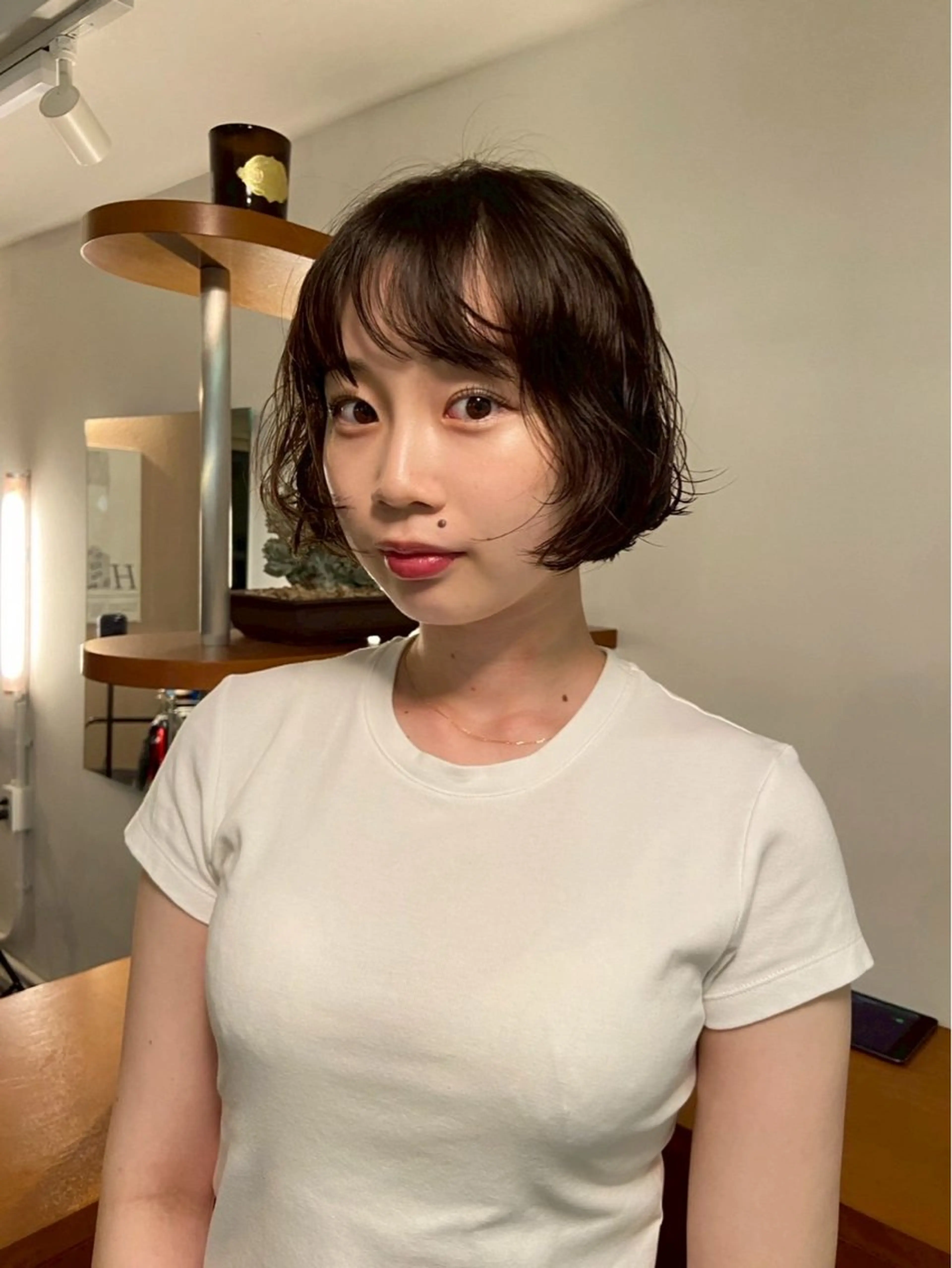 ショート レイヤー/ケアパーマ /ニュアンス/モードのヘアスタイル