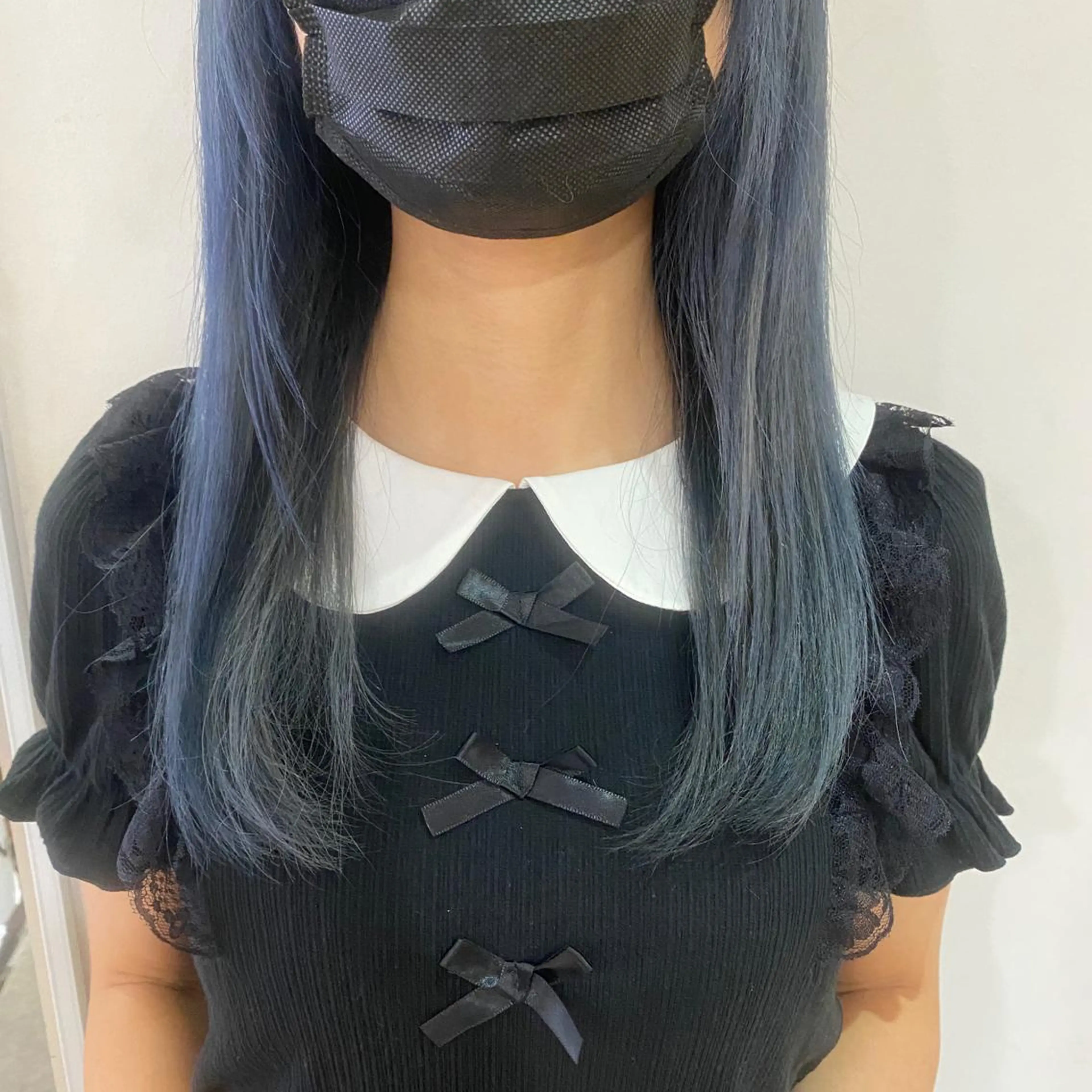 セミロング カラー ブルーカラー ネイビーカラー 韓国風ヘア ヘアカラー トリートメント 💚 nao💚のヘアスタイル
