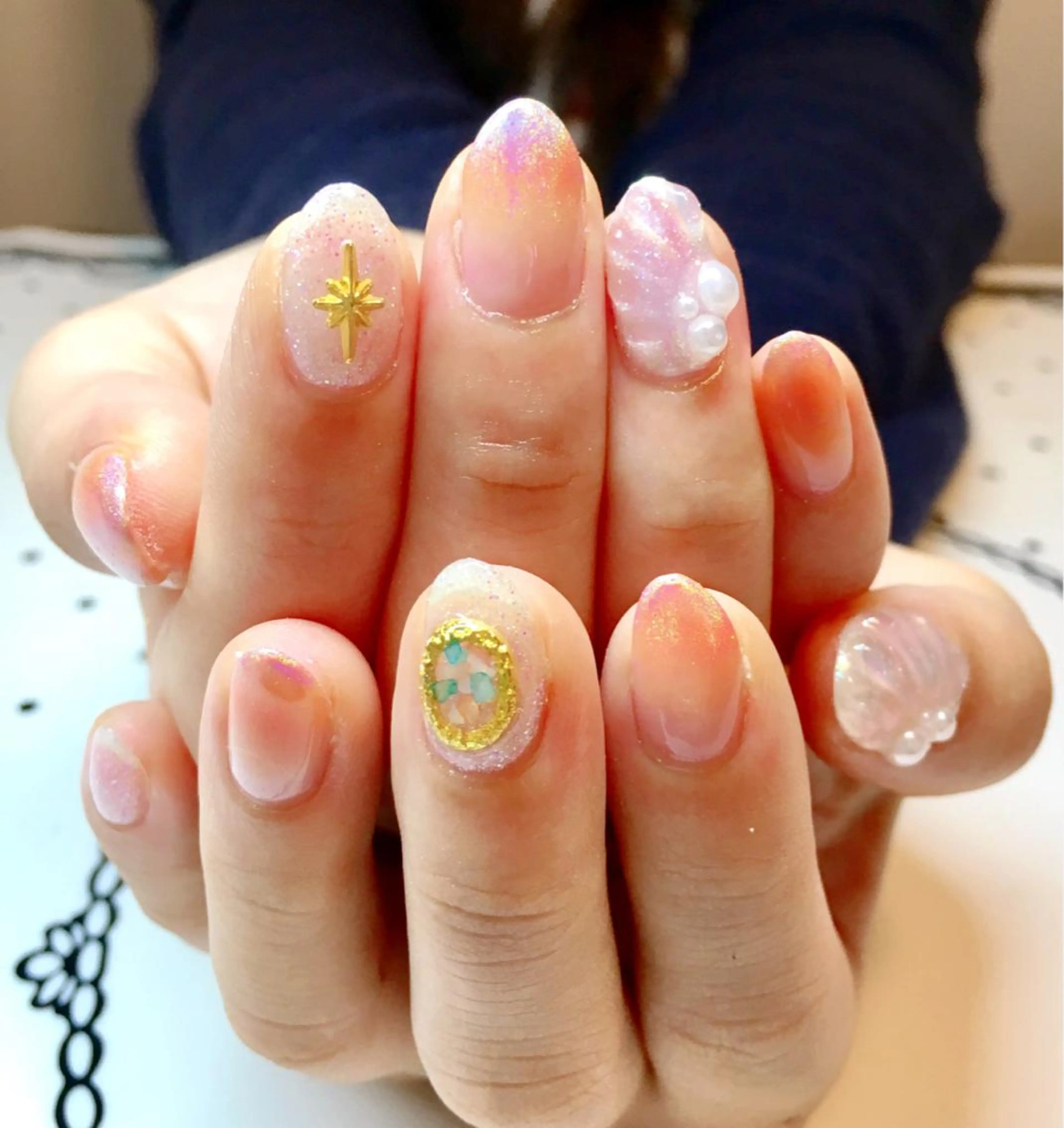 ネイル ハンドネイル nailsalon sugarr所属・nailist cocoのネイルデザイン