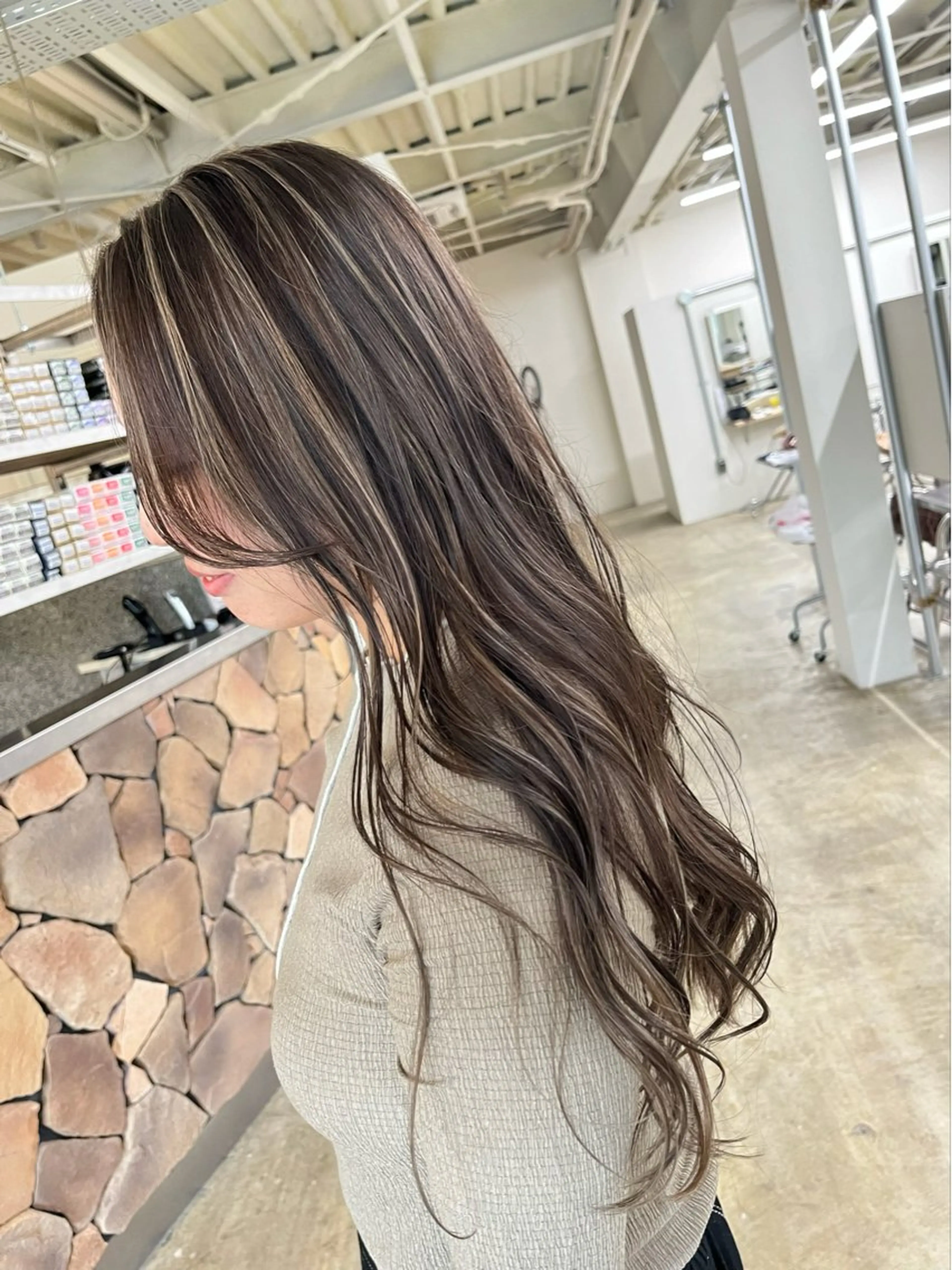 ロング カラー Tsuyoki .のヘアスタイル