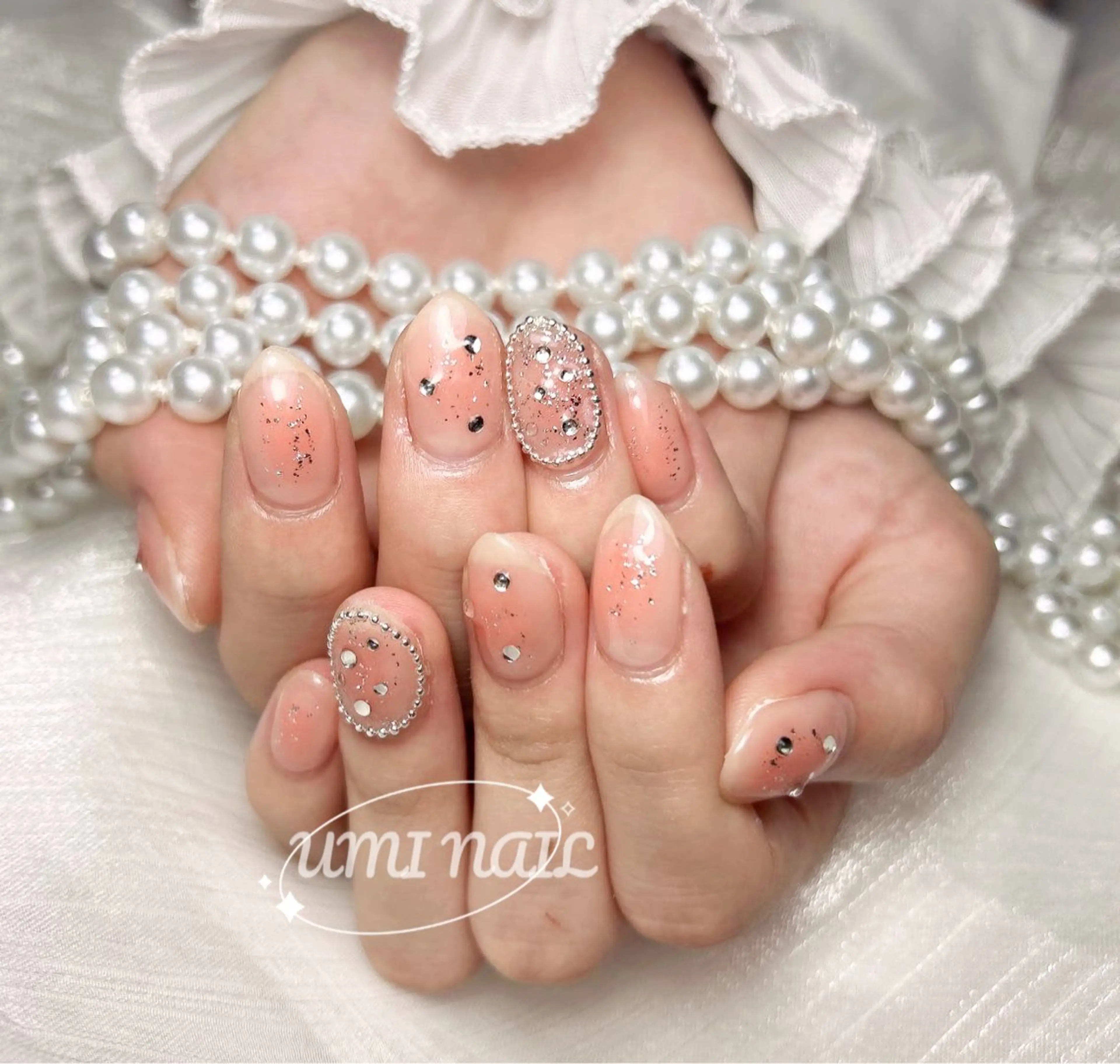 ネイル アートネイル チークネイル ジェルネイル グラデーション 持ち込み ハンドネイル ハンドケア LUXE NAIL SALONのネイルデザイン