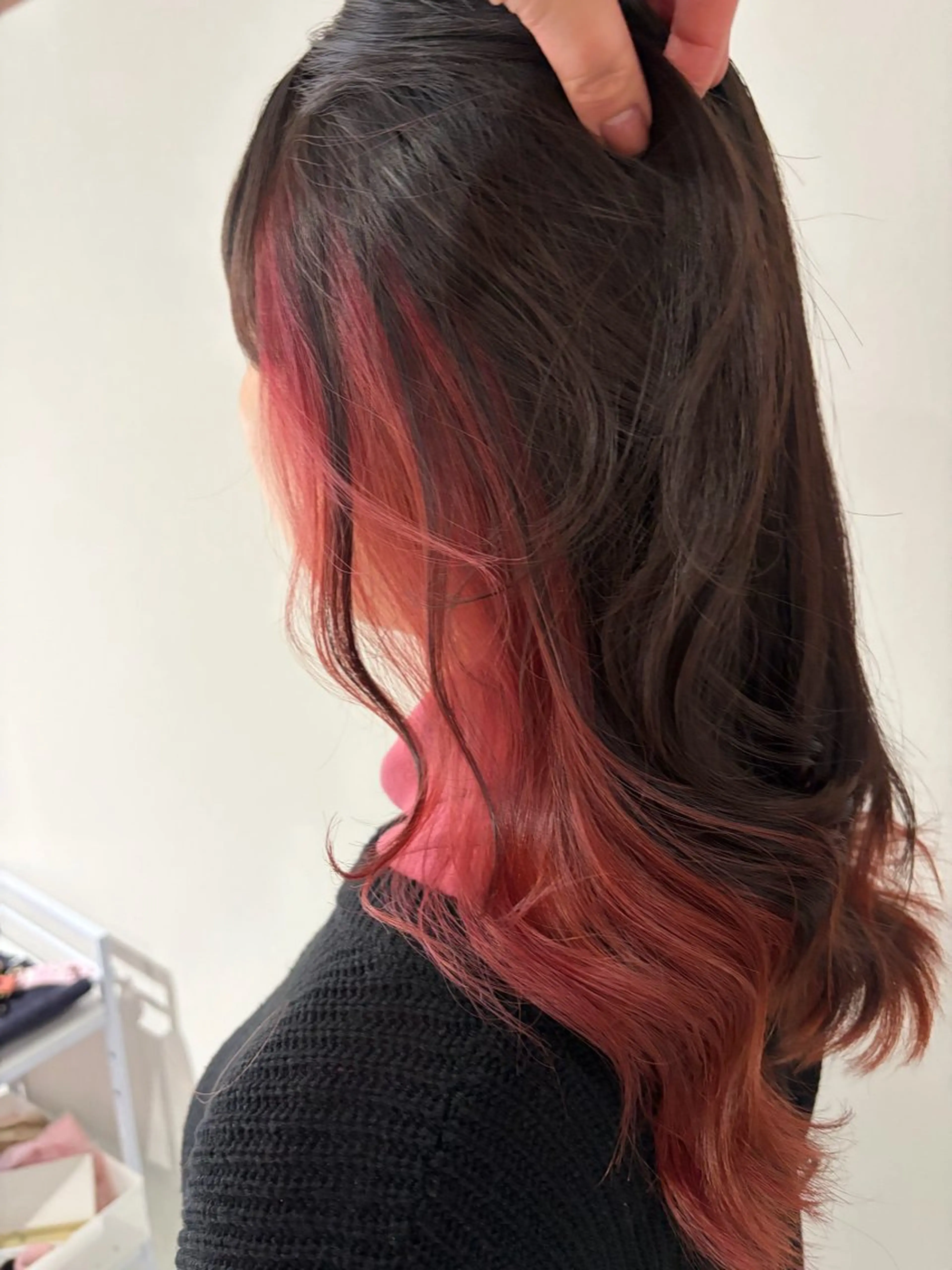 ロング カラー インナーカラー ピンクカラー ヘアカラー INCEHAIR所属・小畑日那/モデル募集 /透明感/ヘアセットのヘアスタイル