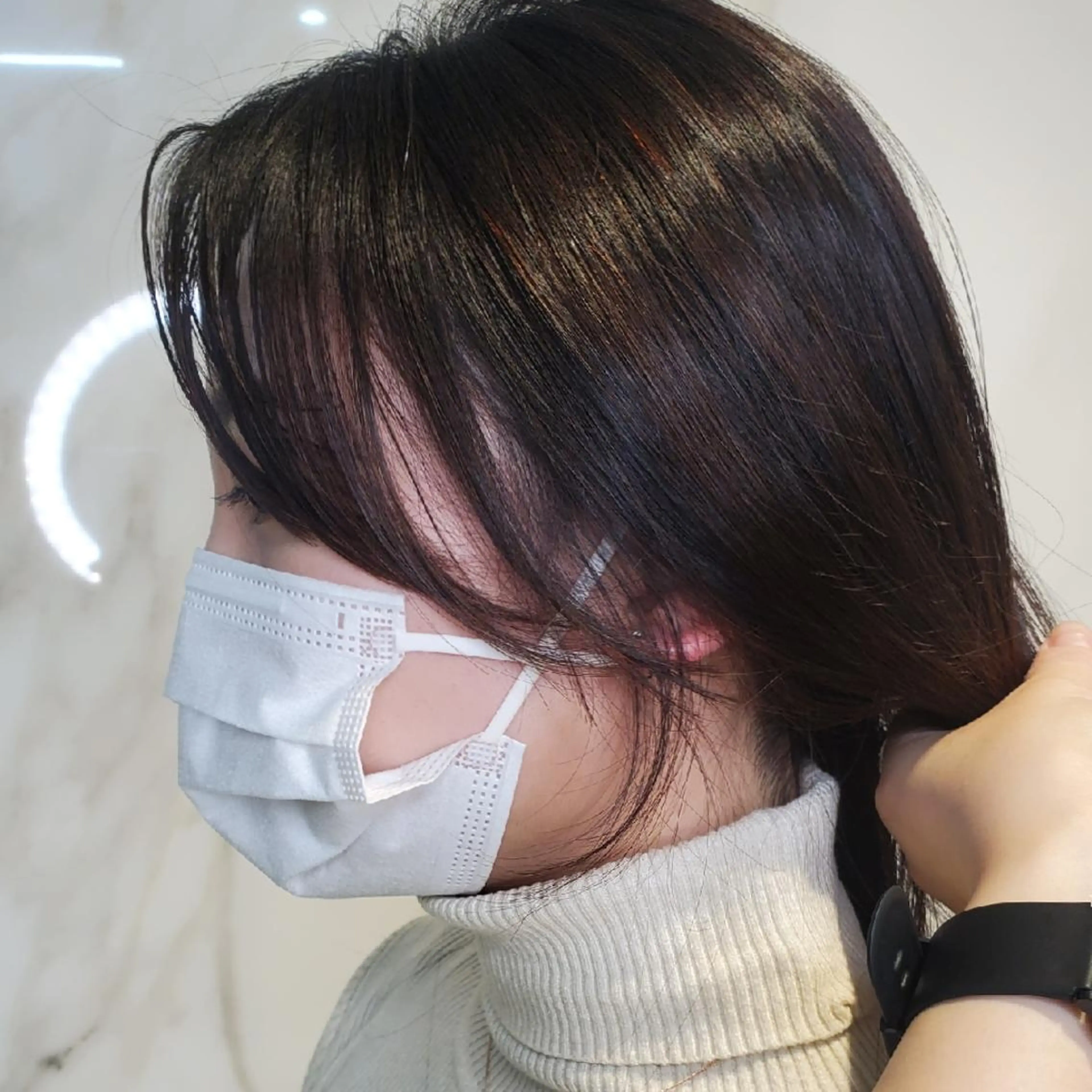 セミロング 韓国風ヘア おくれ毛 韓国レイヤー suzuのヘアスタイル