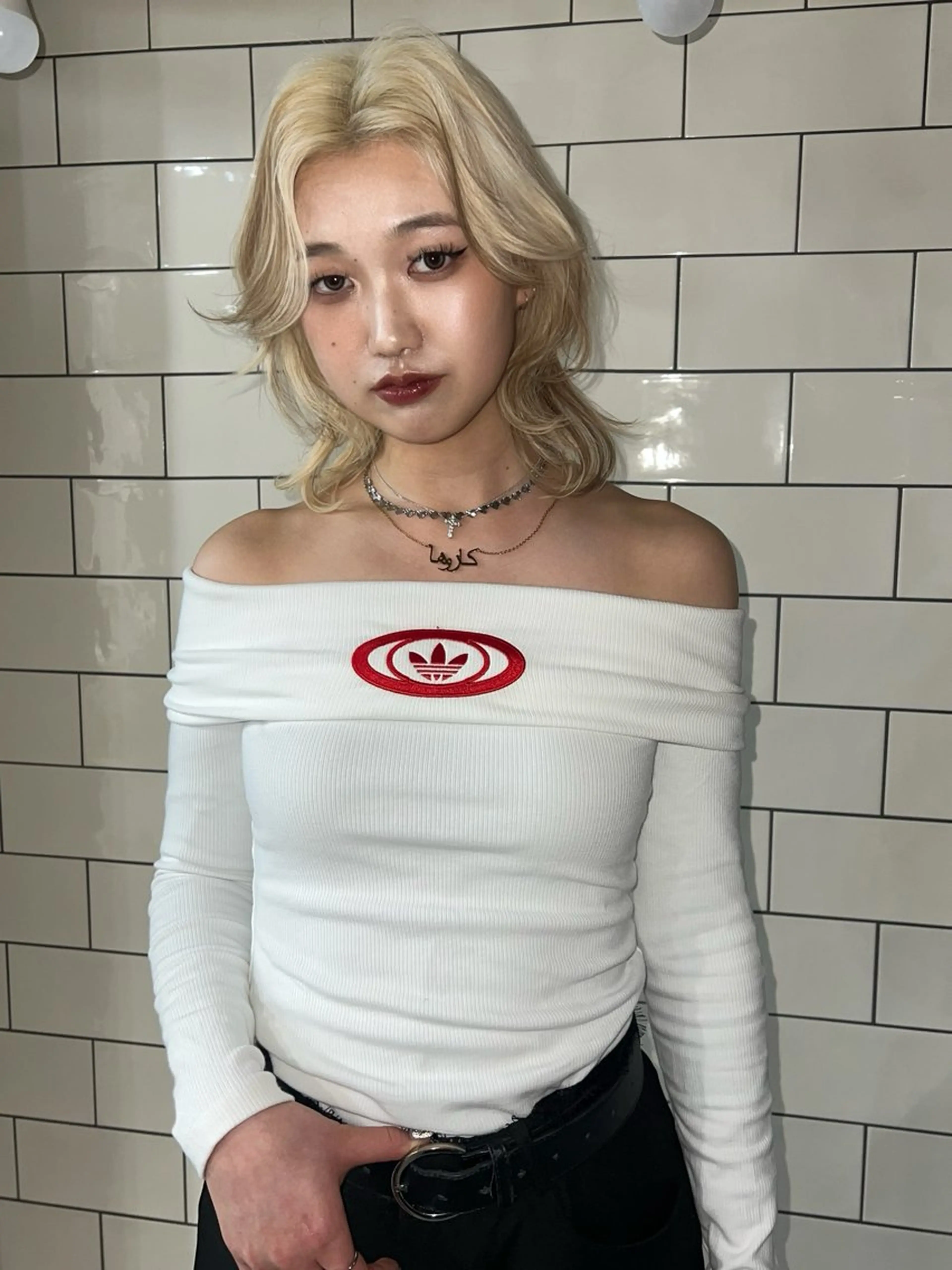 ミディアム カット ヘアカラー ブリーチ/ハイトーン レイヤー/Maanaのヘアスタイル