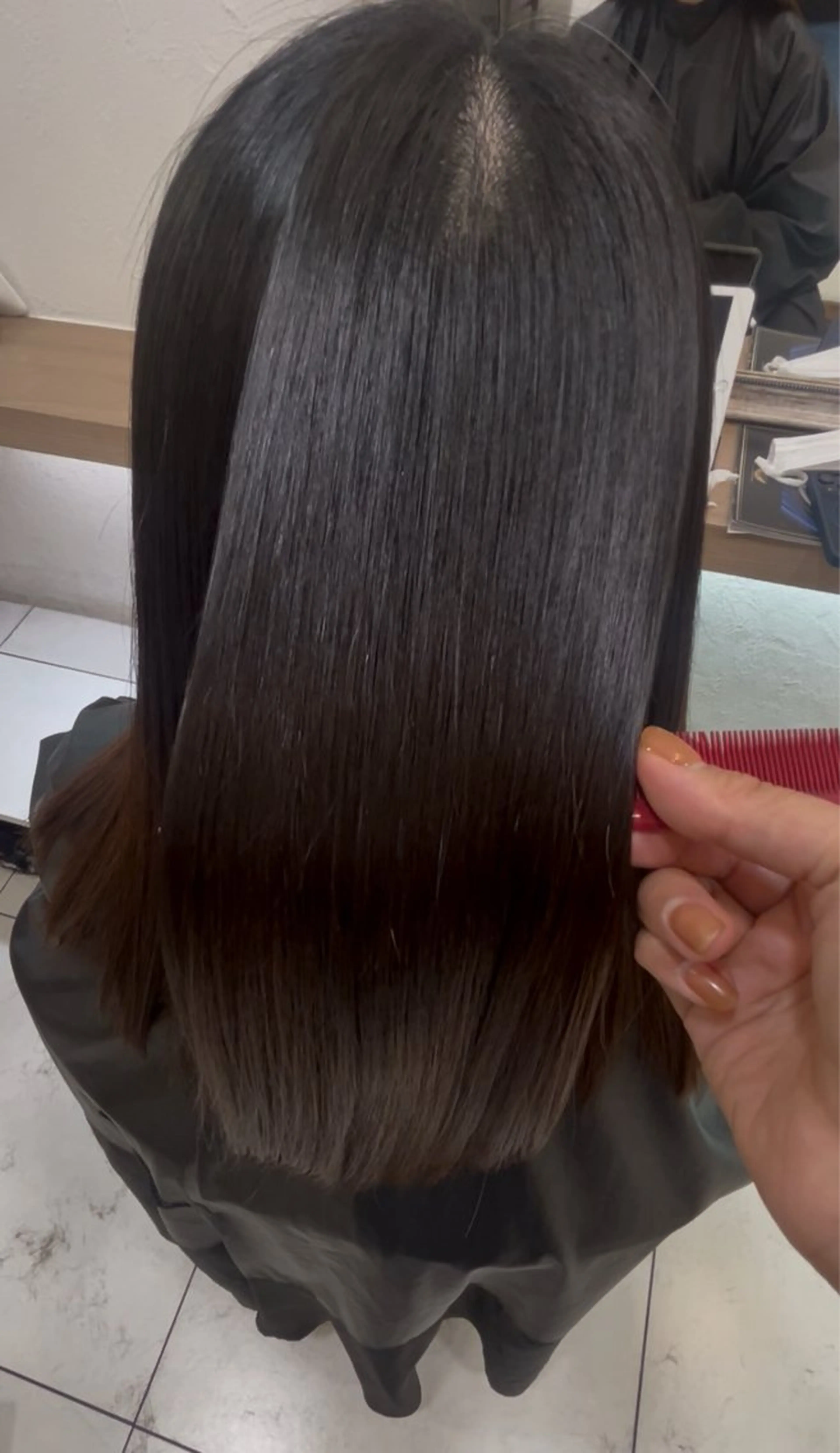 セミロング カラー カット ヘアカラー トリートメント 縮毛矯正/髪質改善/ 艶髪ササキナツミのヘアスタイル