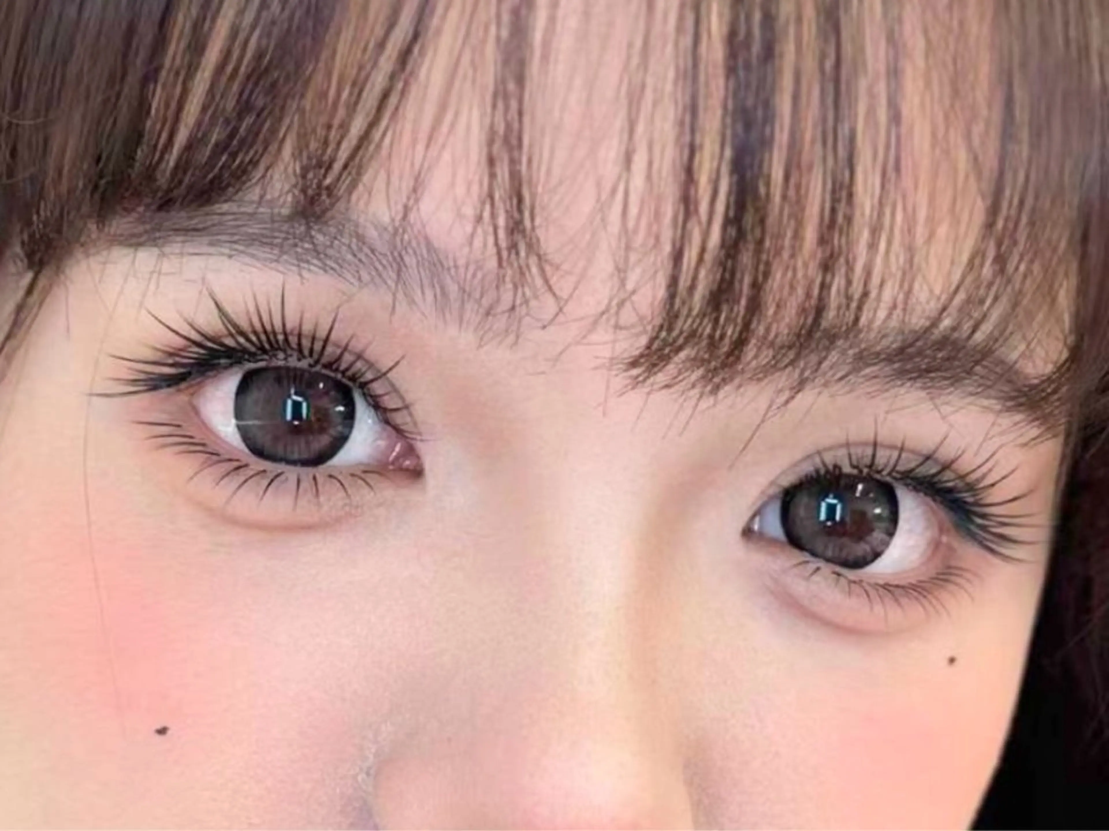 マツエク・マツパ 束感まつ毛 カラーマツエク フラットラッシュ パリジェンヌラッシュリフト まつげパーマ アベ カカのマツエク・マツパデザイン