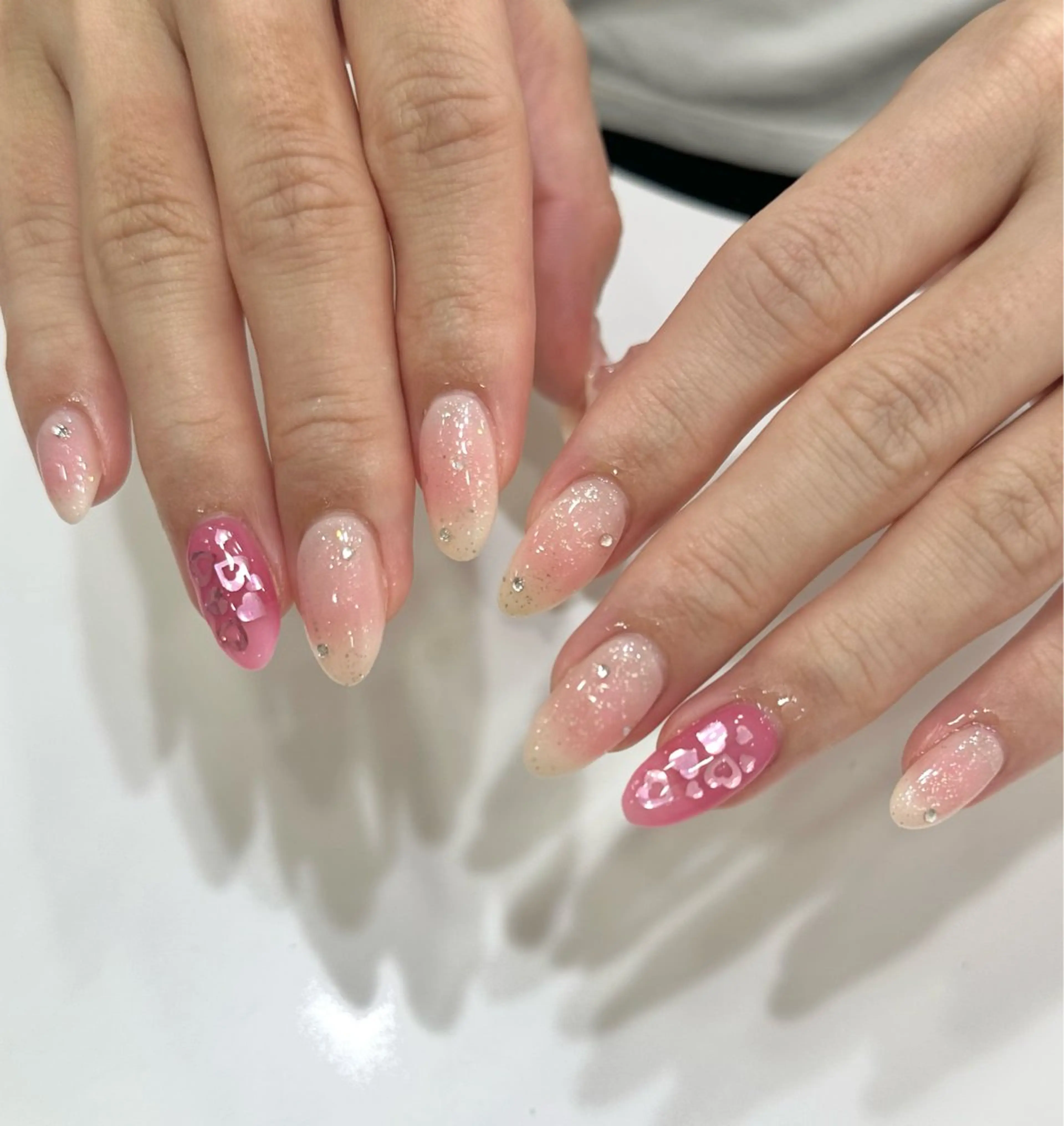 ネイル チークネイル ハンドネイル Saki _Grancieuxのネイルデザイン